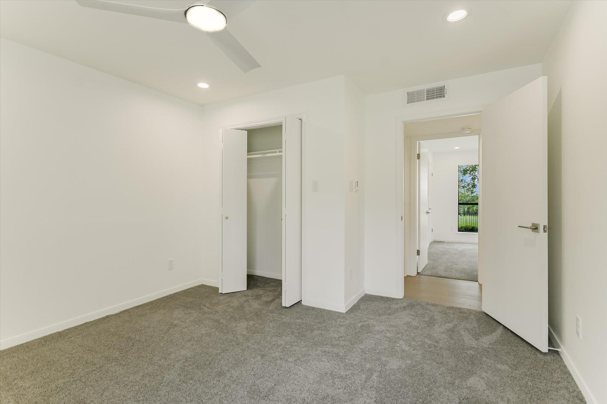 10900 Plumewood Dr Property Photo 18