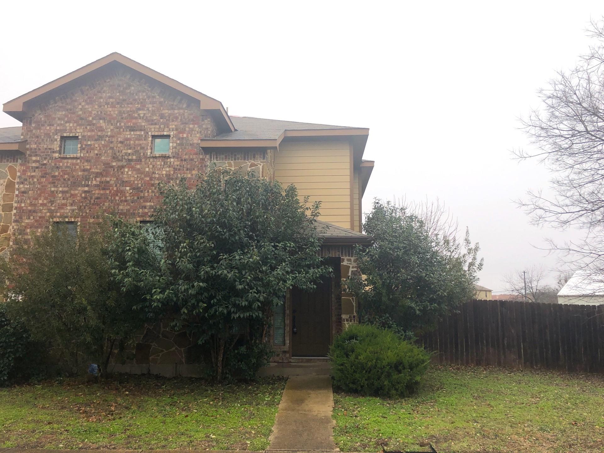 116 S Holly St Property Photo
