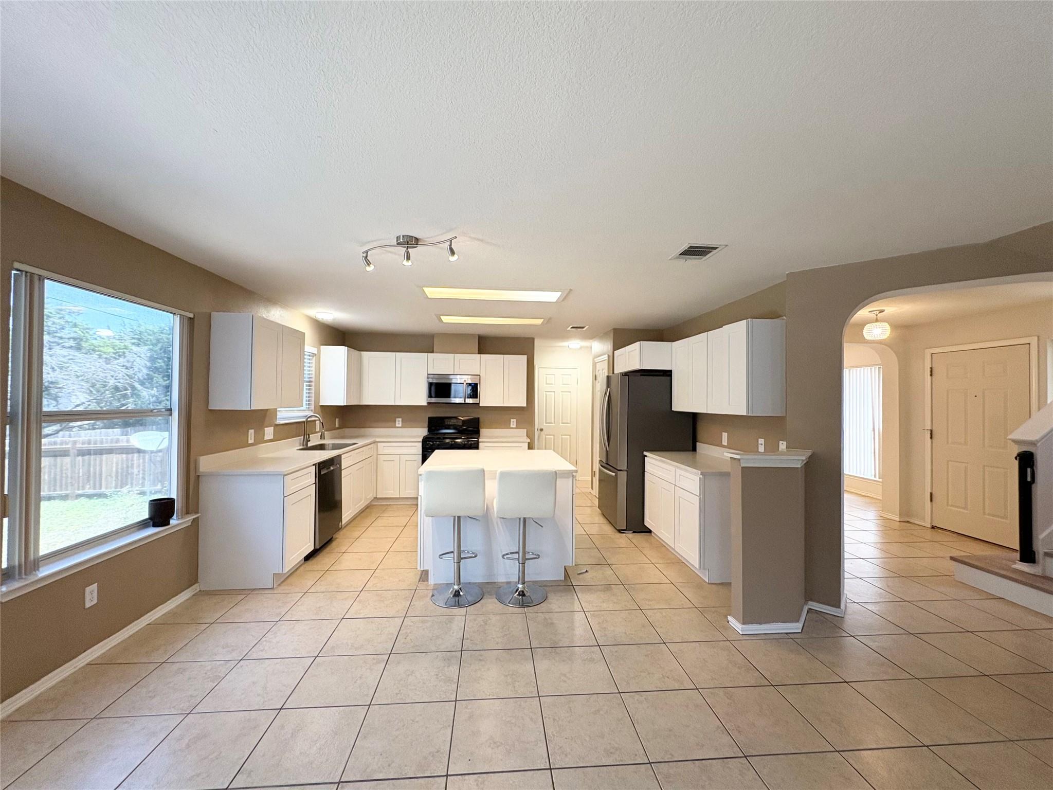 1101 Wood Creek Dr Property Photo 16
