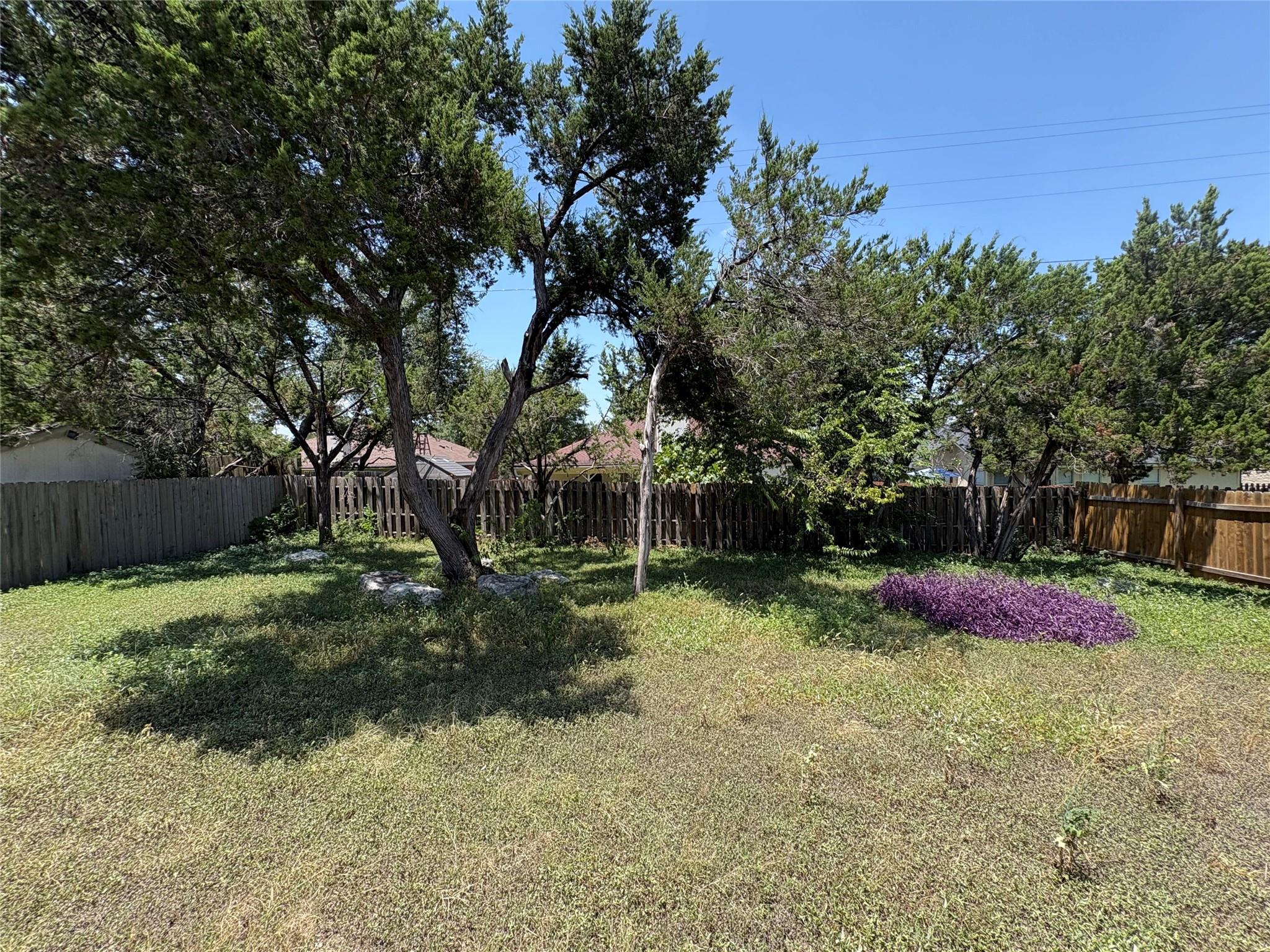 1101 Wood Creek Dr Property Photo 35