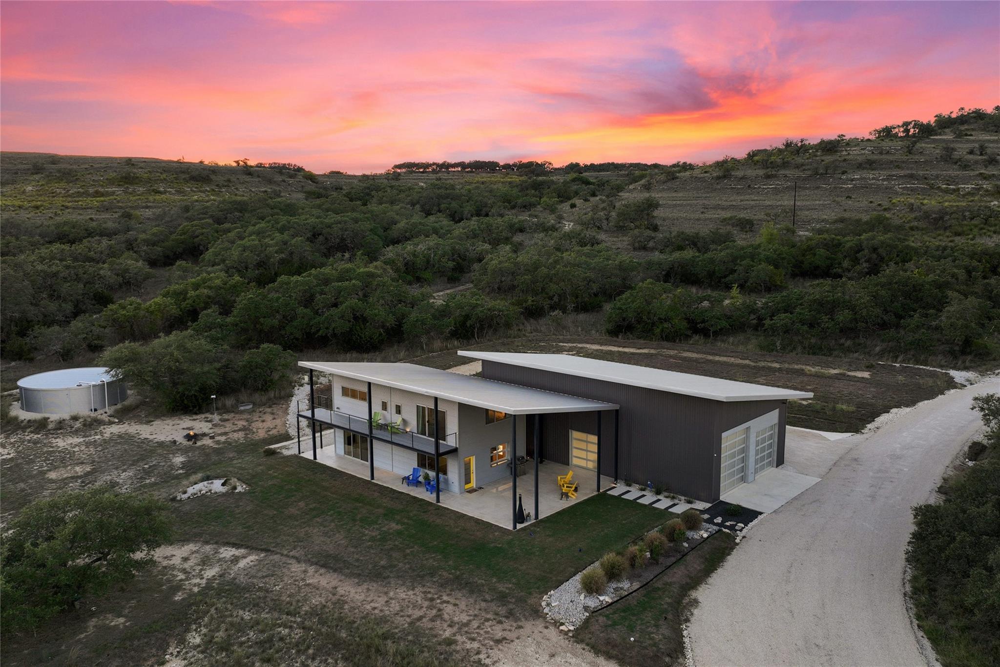 370 Gray Wolf None Property Photo 32