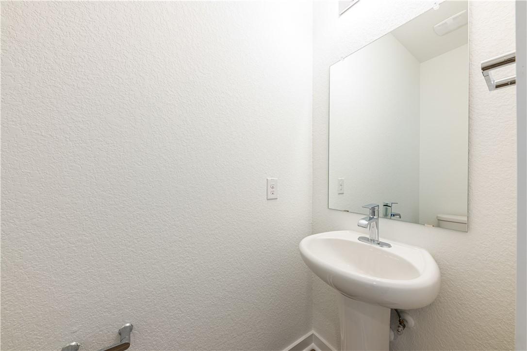 1804 Bonham Ln Property Photo 3