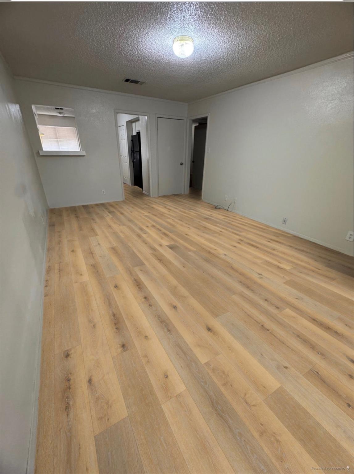10606 Lanshire Dr #b Property Photo 2