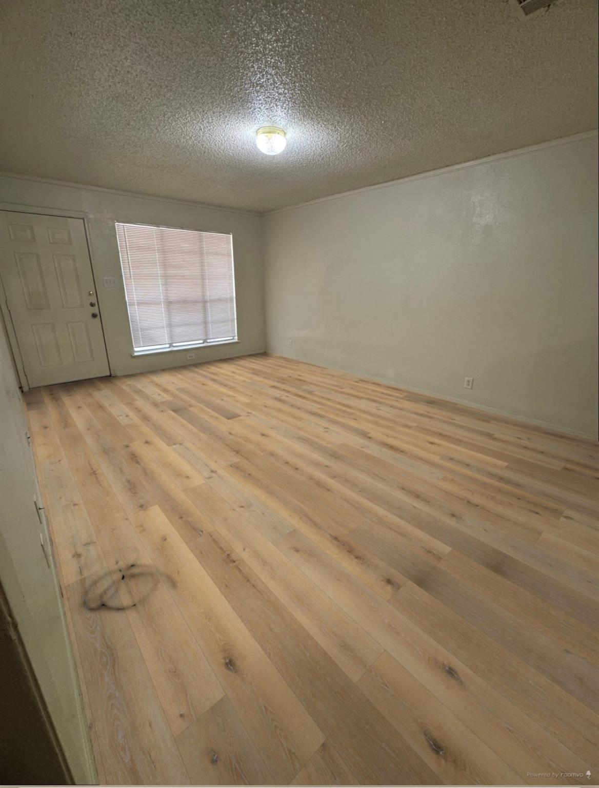 10606 Lanshire Dr #b Property Photo 3