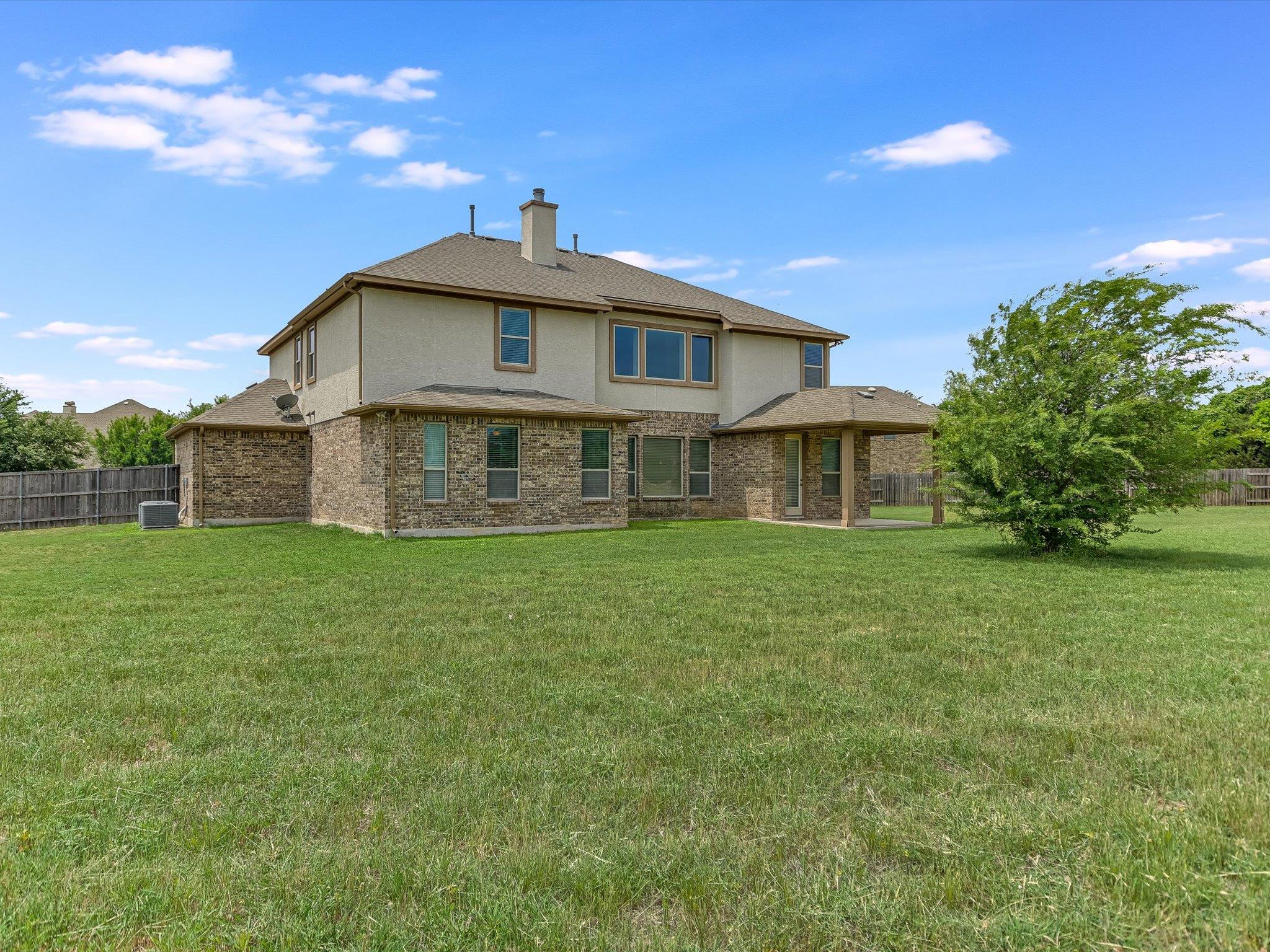 12400 Lostwood Cir Property Photo 29