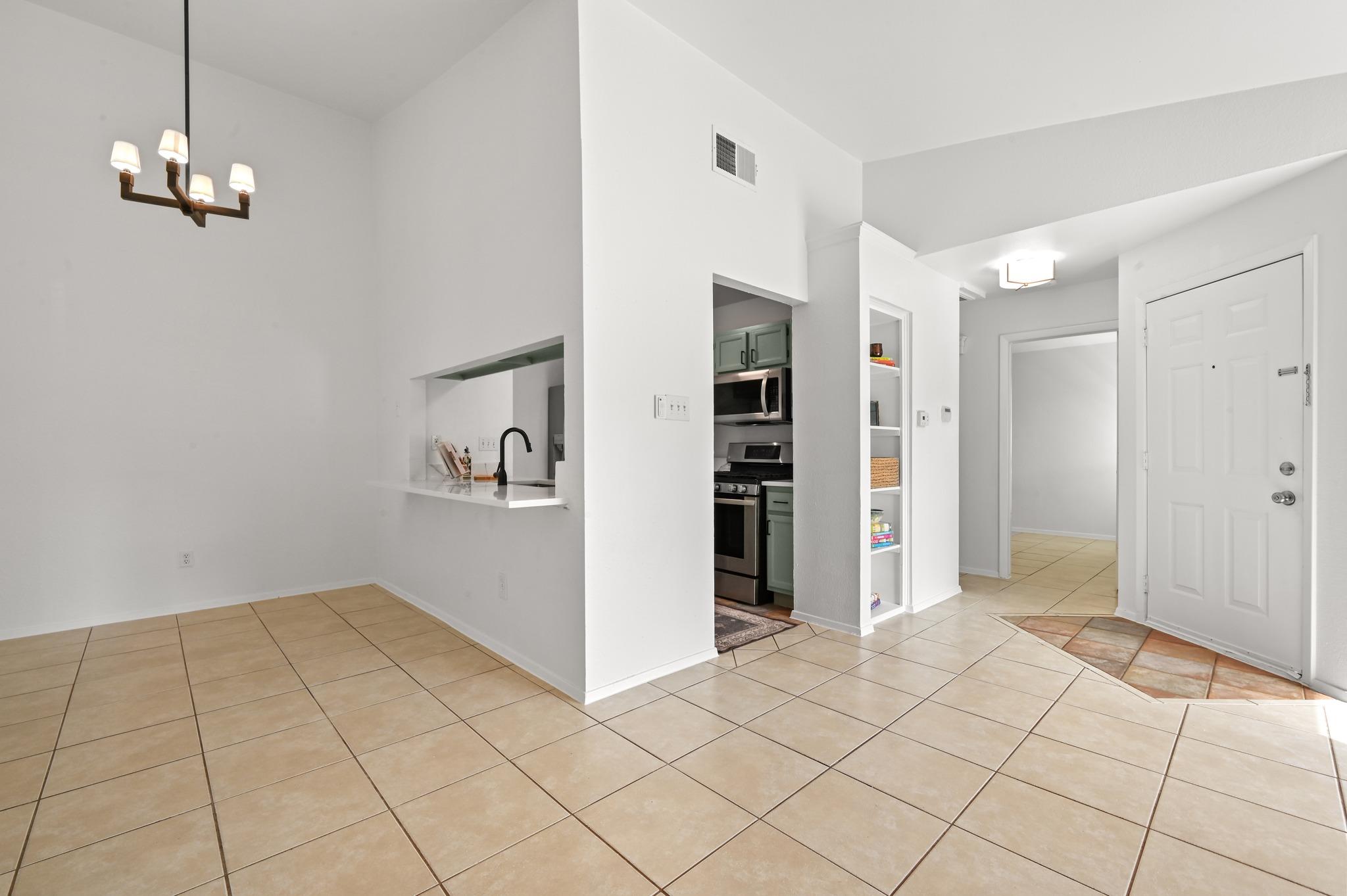 12200 Tyson Cv #a Property Photo 8