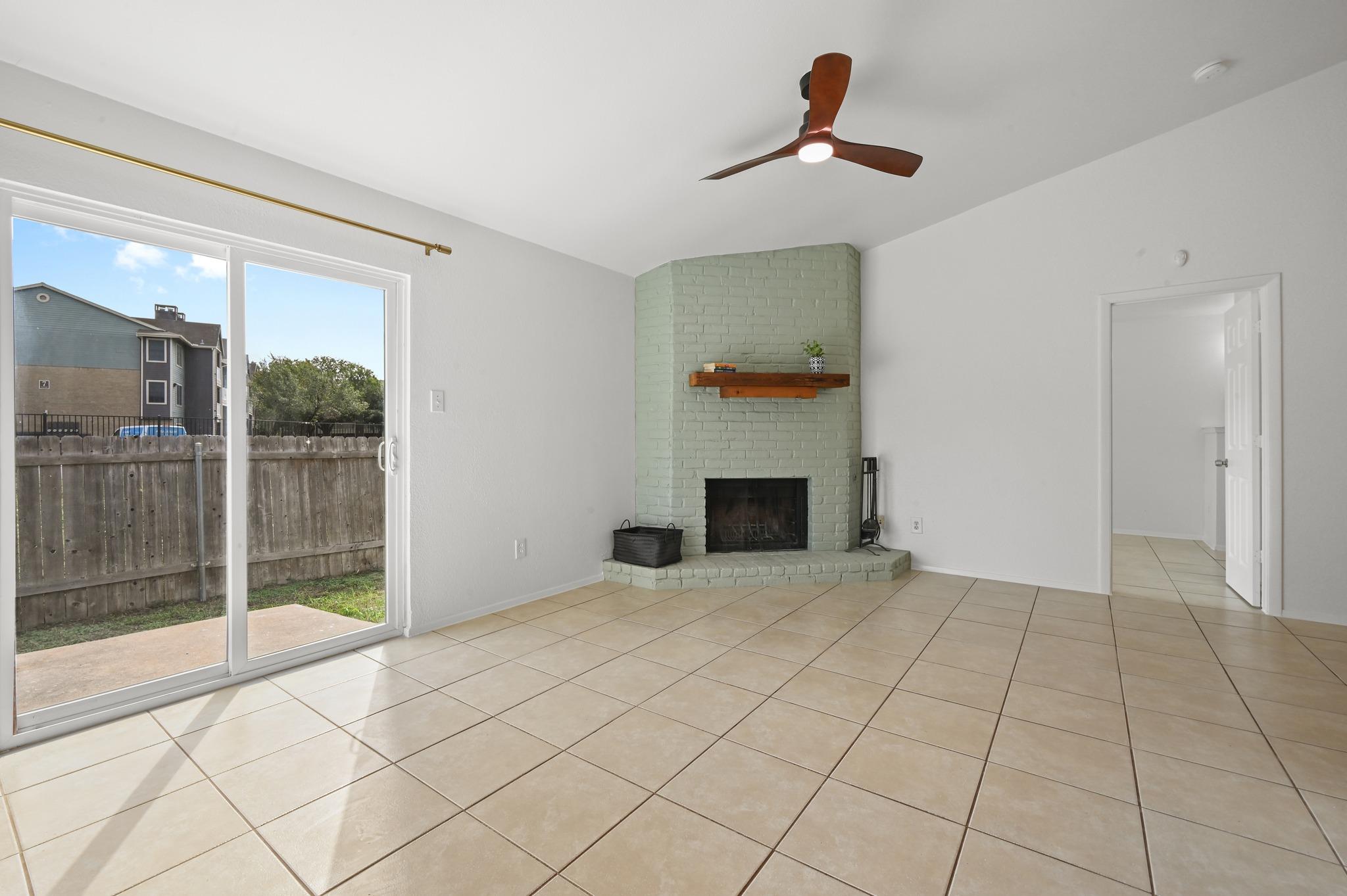 12200 Tyson Cv #a Property Photo 9