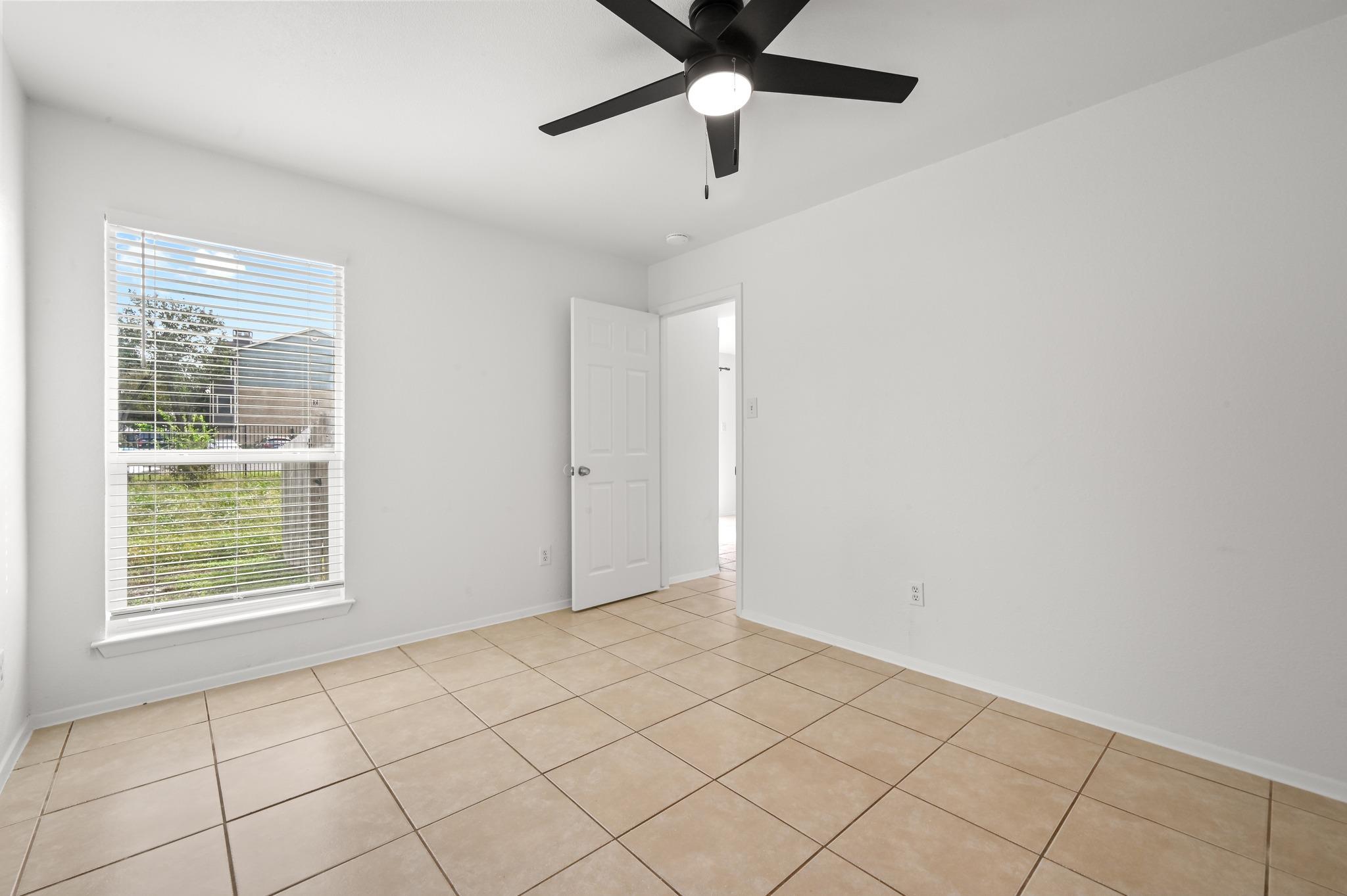 12200 Tyson Cv #a Property Photo 15