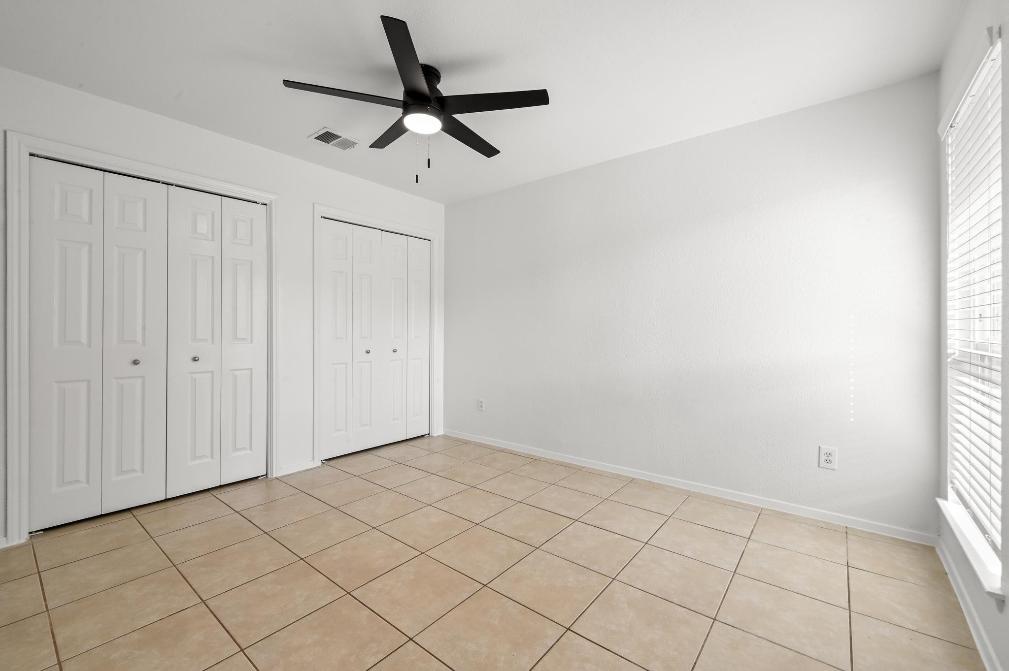 12200 Tyson Cv #a Property Photo 16