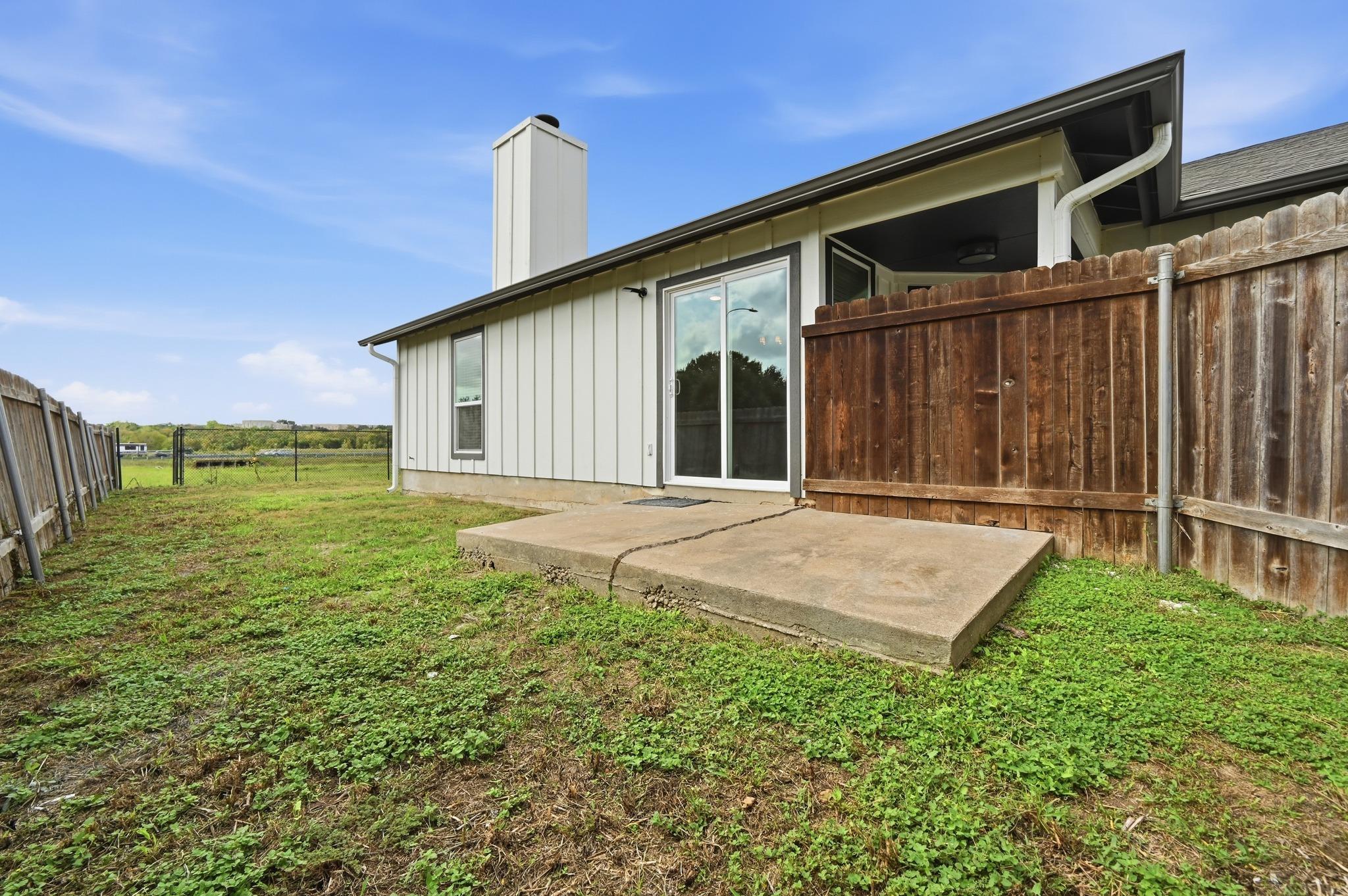 12200 Tyson Cv #a Property Photo 18