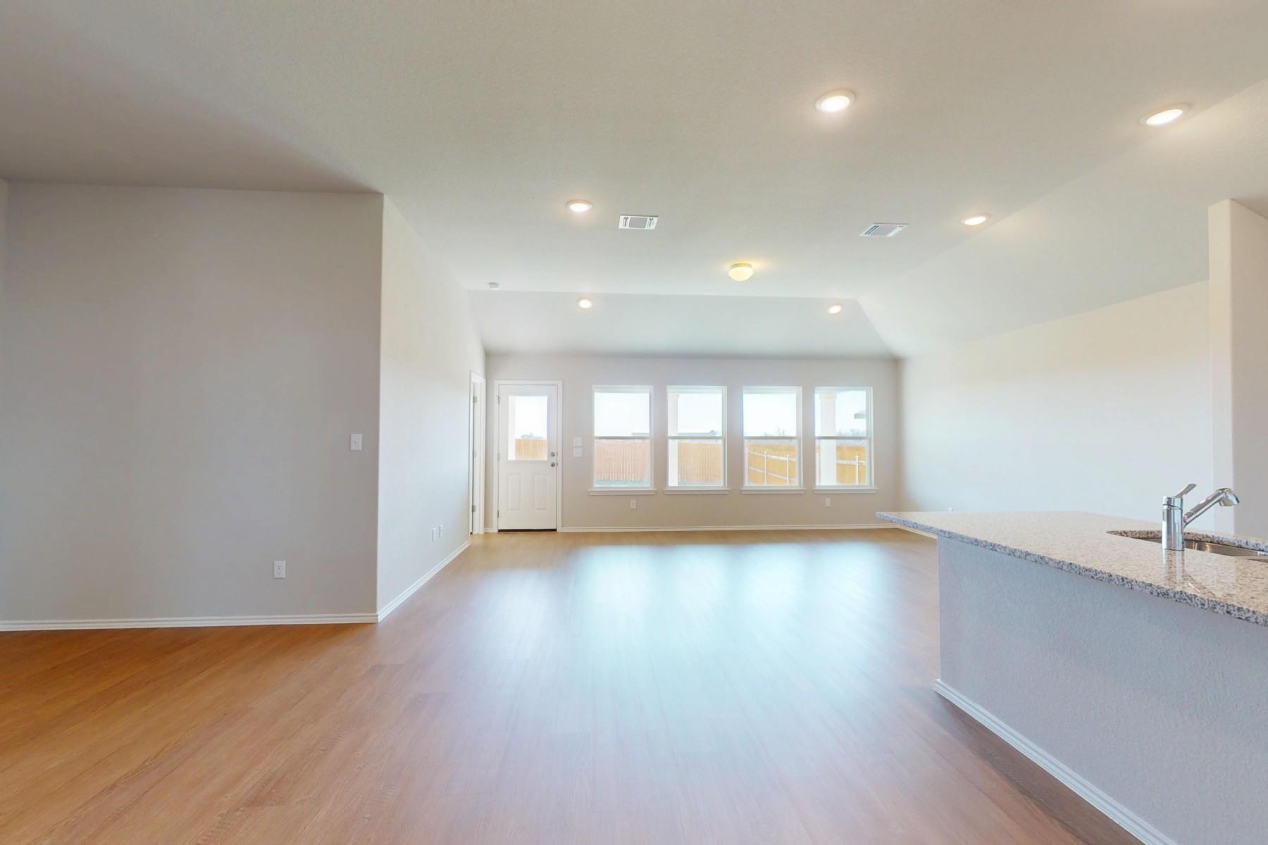 13701 Warnock Trl Property Photo 3