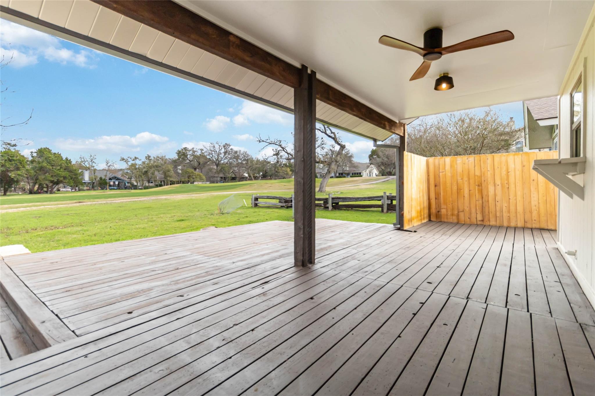 16 Country Ln Property Photo 36