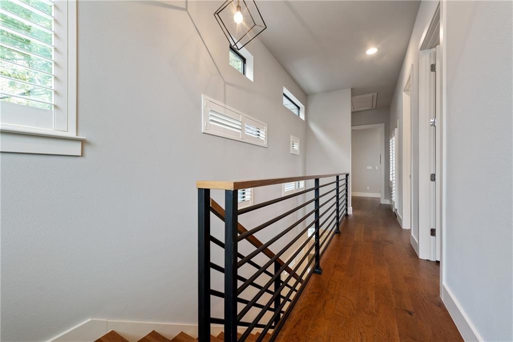 1708 E M Franklin Ave #a Property Photo 8