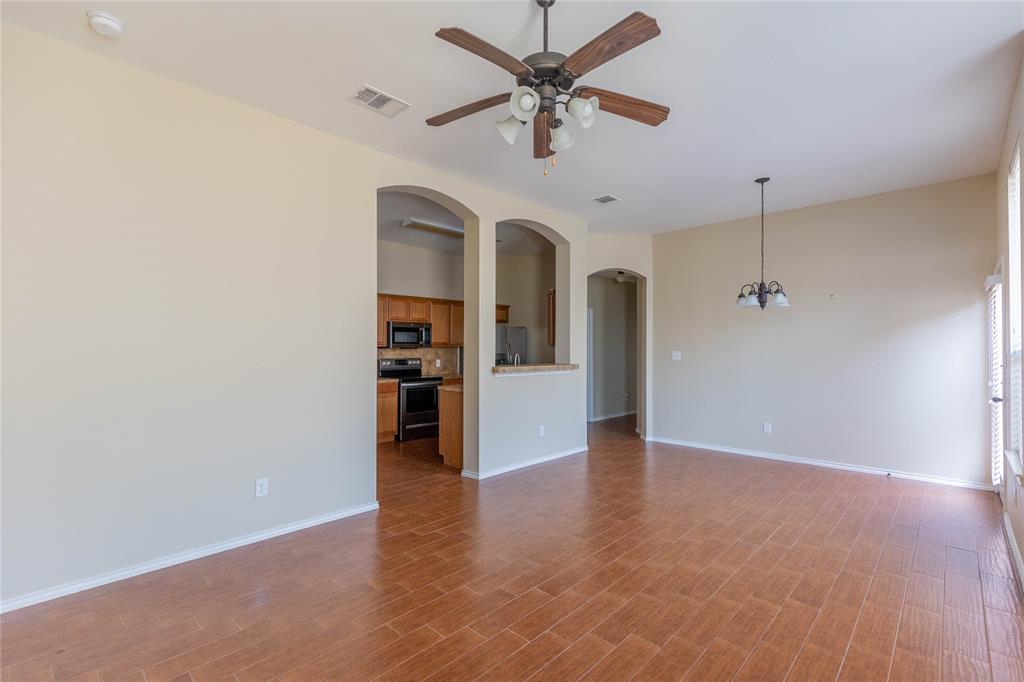 1428 Muirfield Bend Dr Dr B Property Photo 4