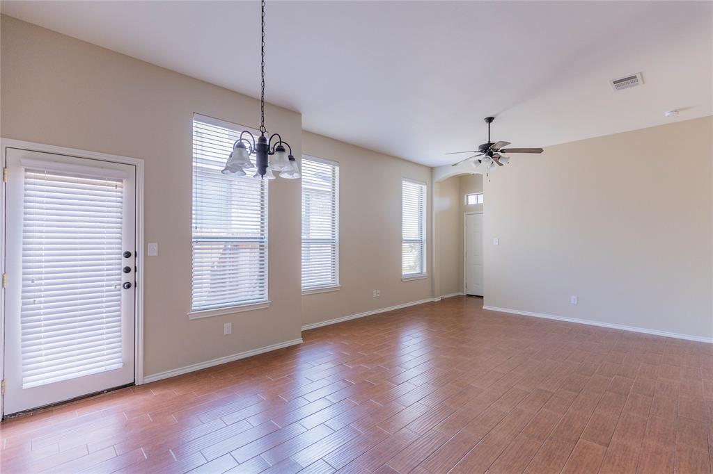 1428 Muirfield Bend Dr Dr B Property Photo 6
