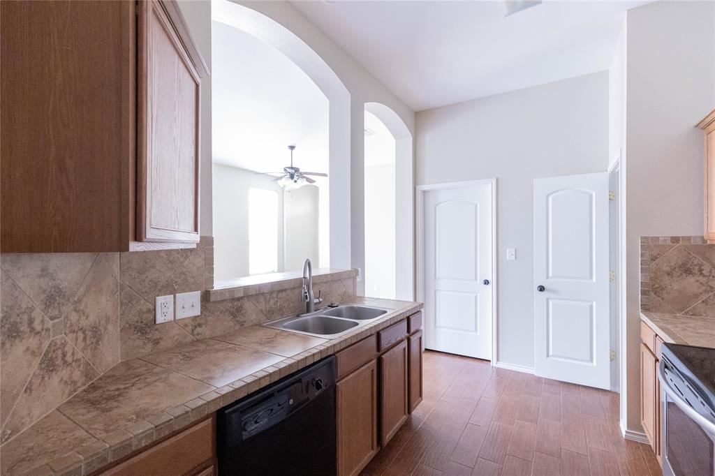 1428 Muirfield Bend Dr Dr B Property Photo 10