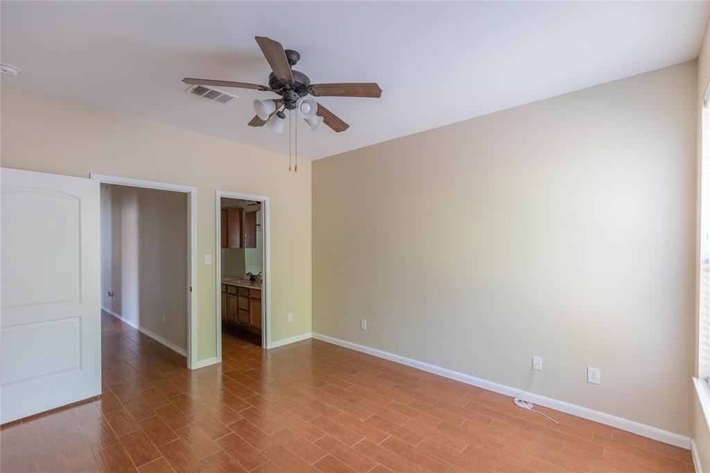 1428 Muirfield Bend Dr Dr B Property Photo 13