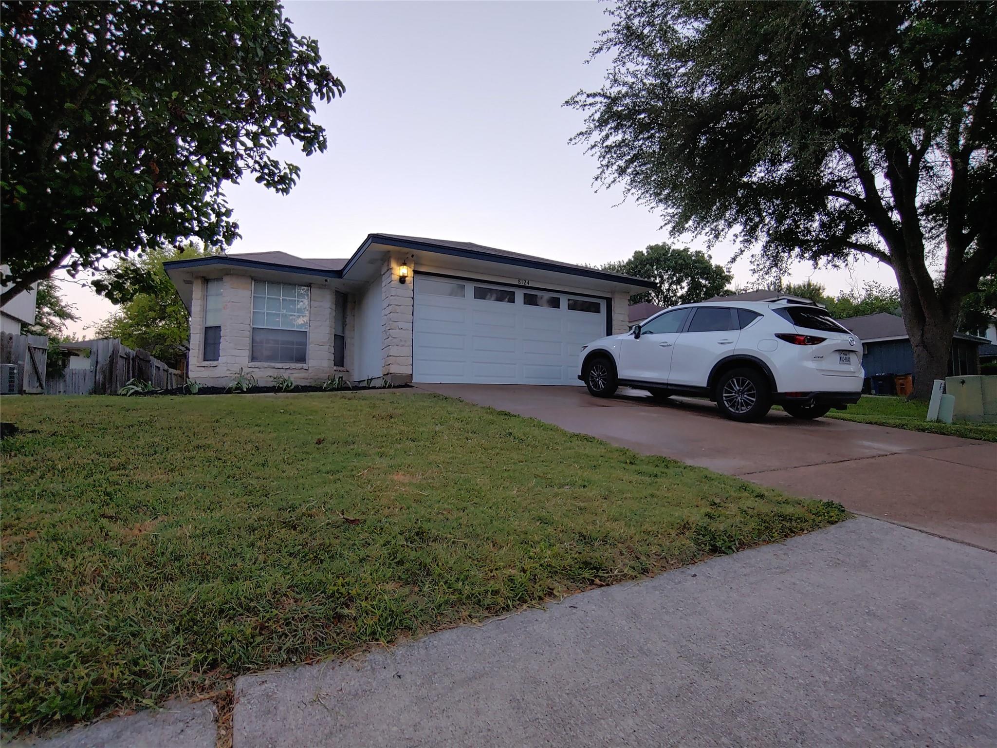8124 Tockington Way Property Photo 1