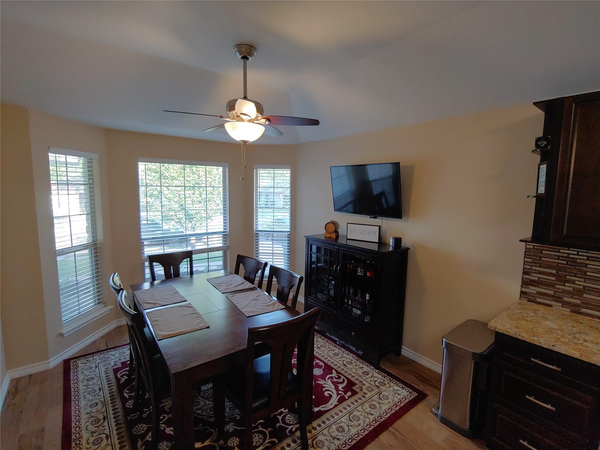 8124 Tockington Way Property Photo 10