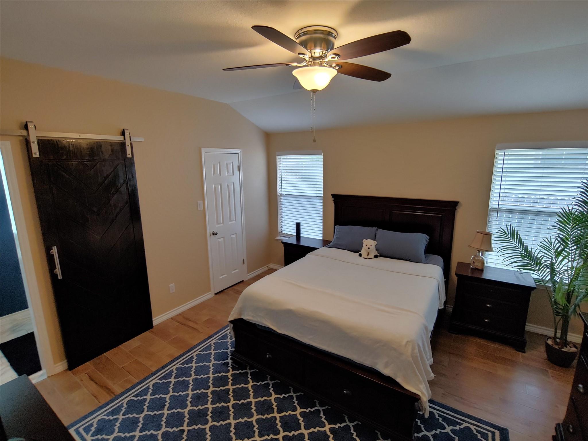 8124 Tockington Way Property Photo 14