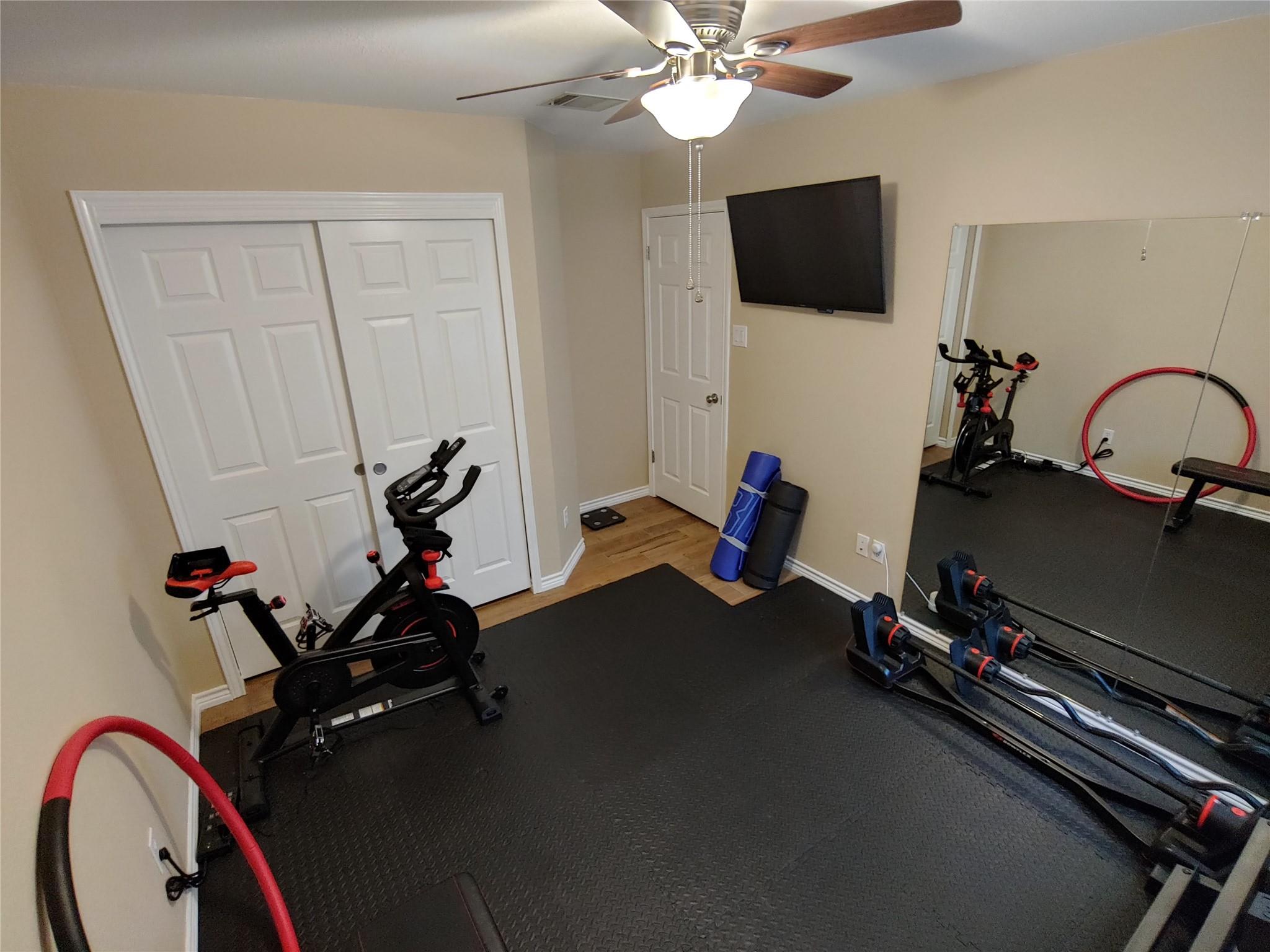8124 Tockington Way Property Photo 19