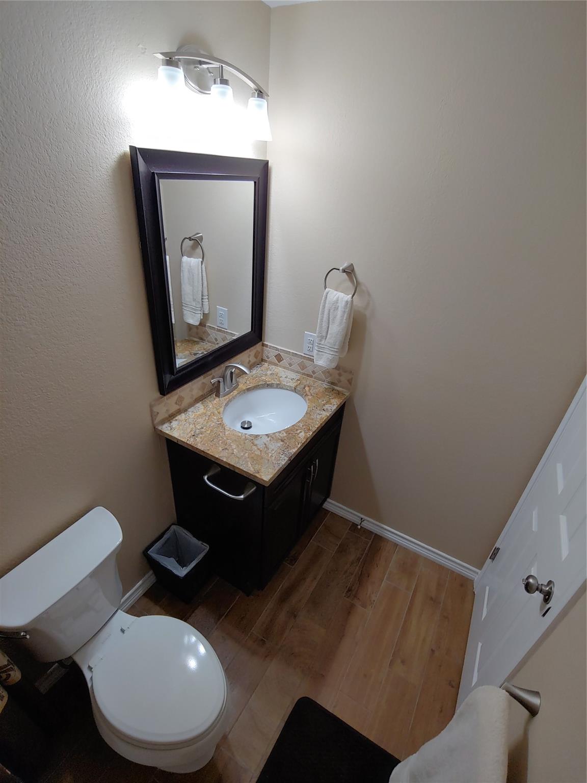 8124 Tockington Way Property Photo 23