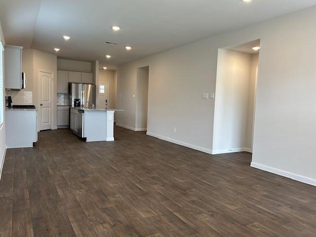 311 Darwin Pl Property Photo 7