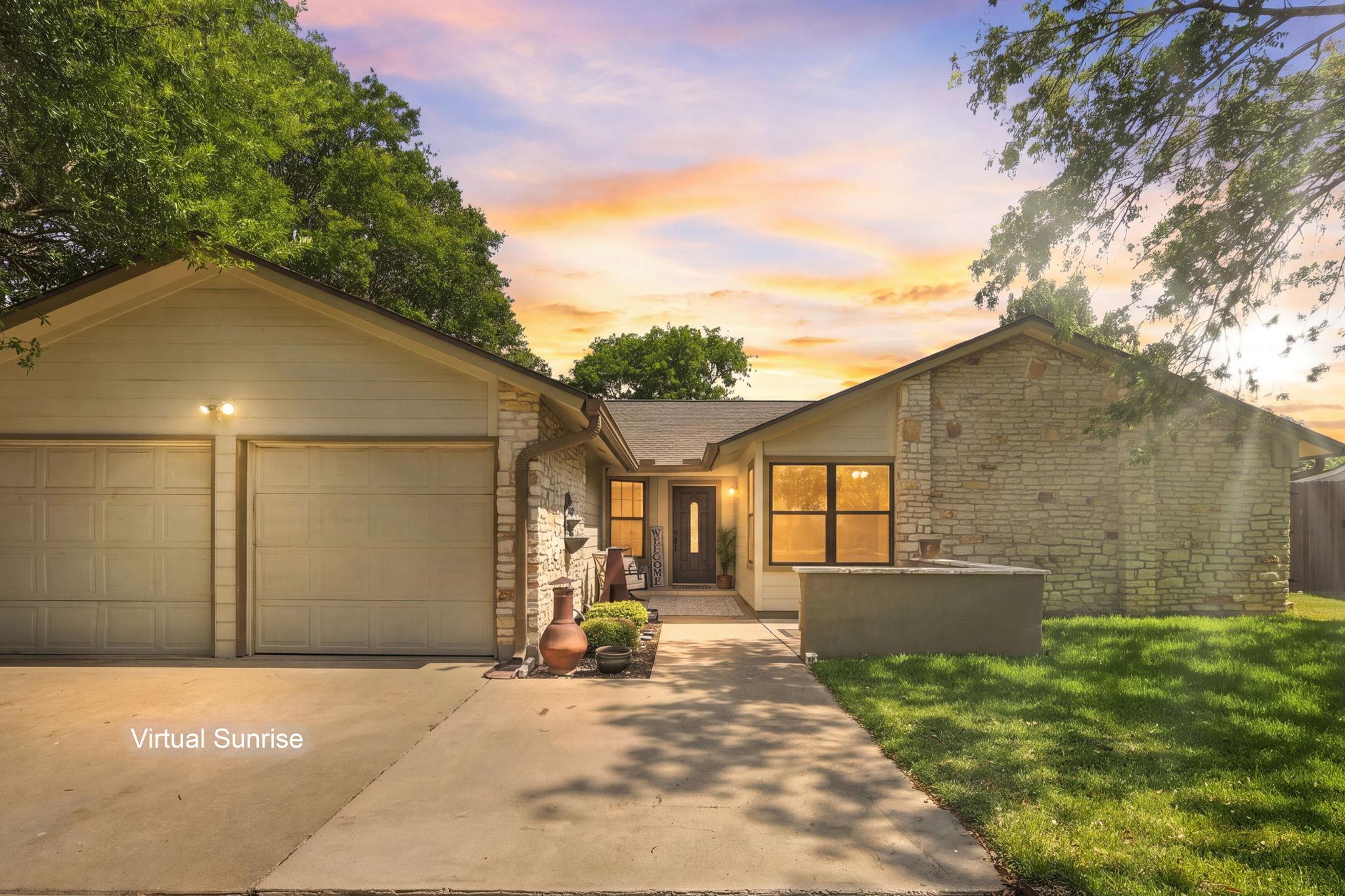 1702 E Messick Loop Property Photo 1