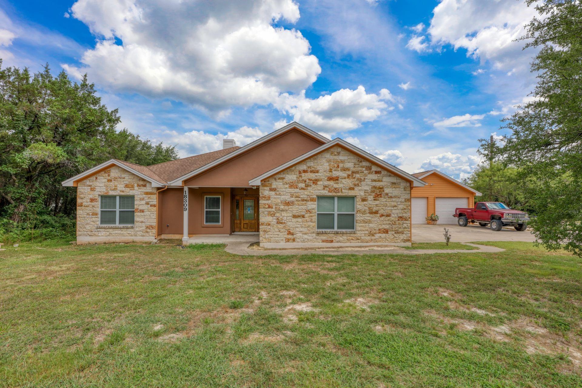 18309 Ledge St Property Photo