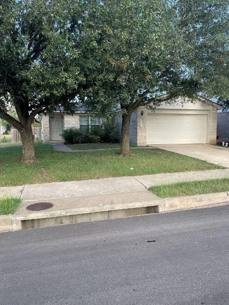 1200 HUGHMONT Dr Property Photo 1