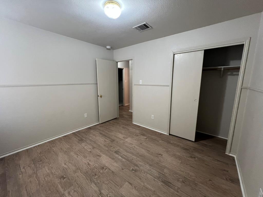 1200 Hughmont Dr Property Photo 15