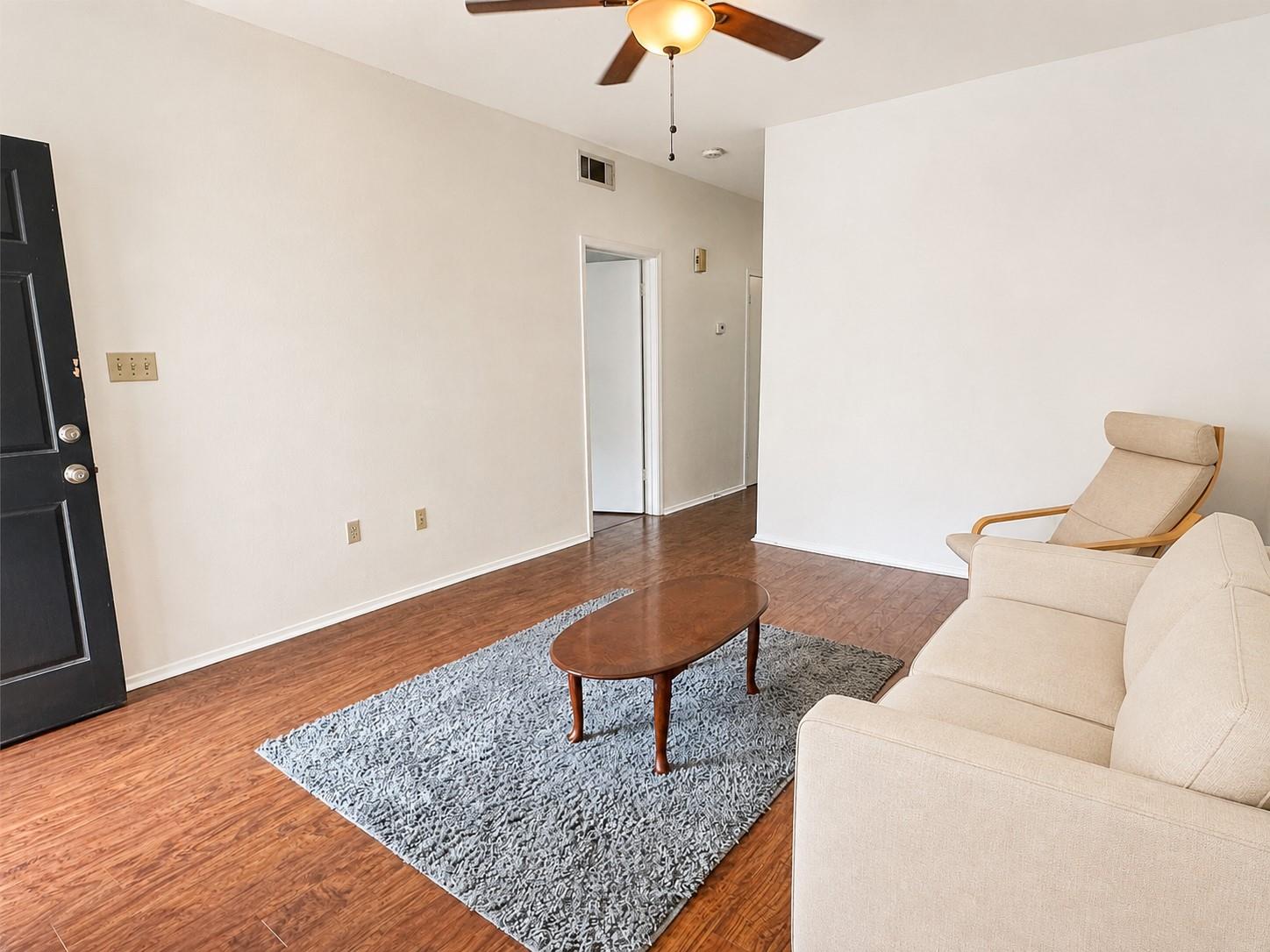 2801 Rio Grande St #203 Property Photo 3