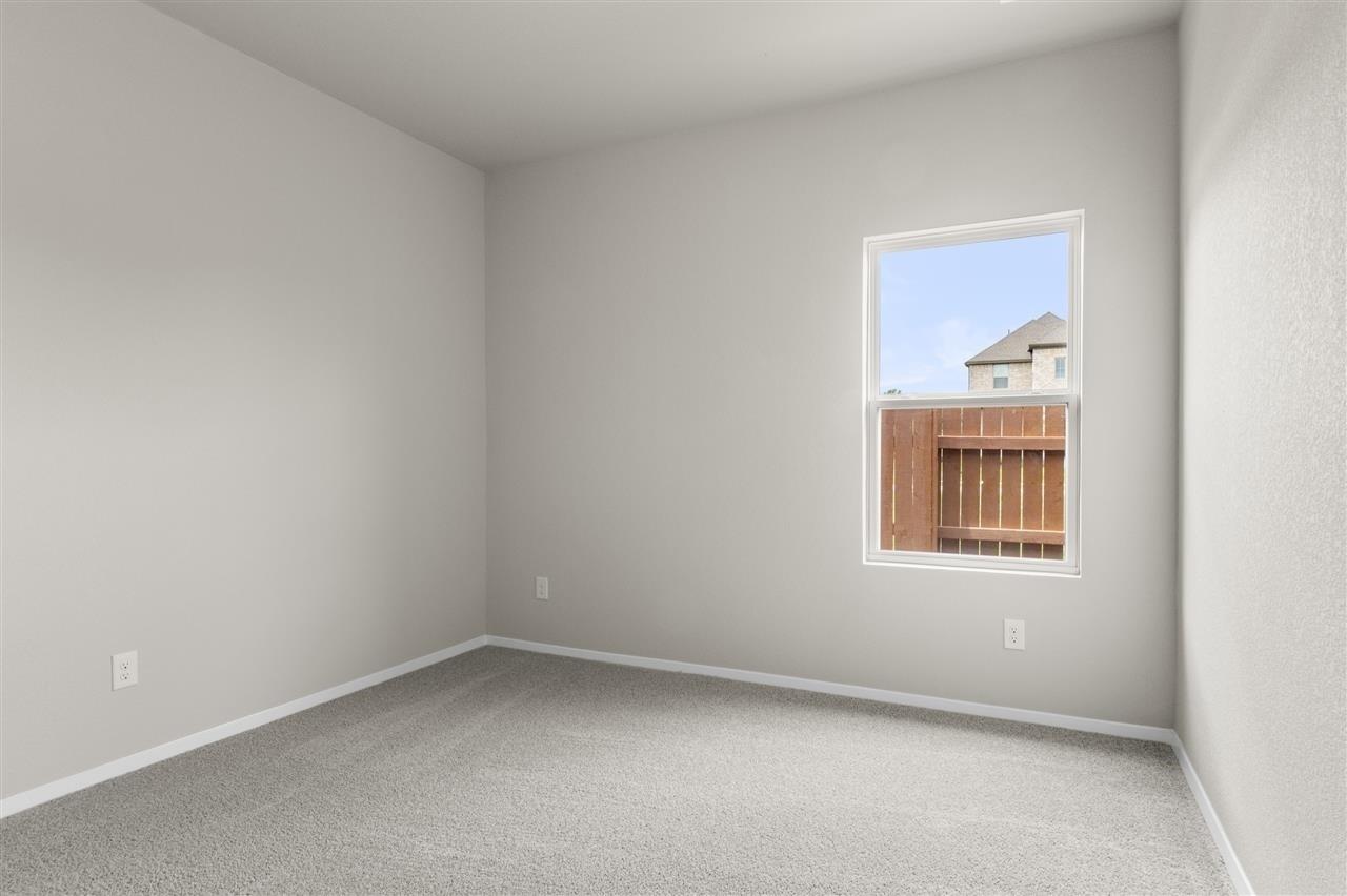 2456 Ambling Trl Property Photo 25