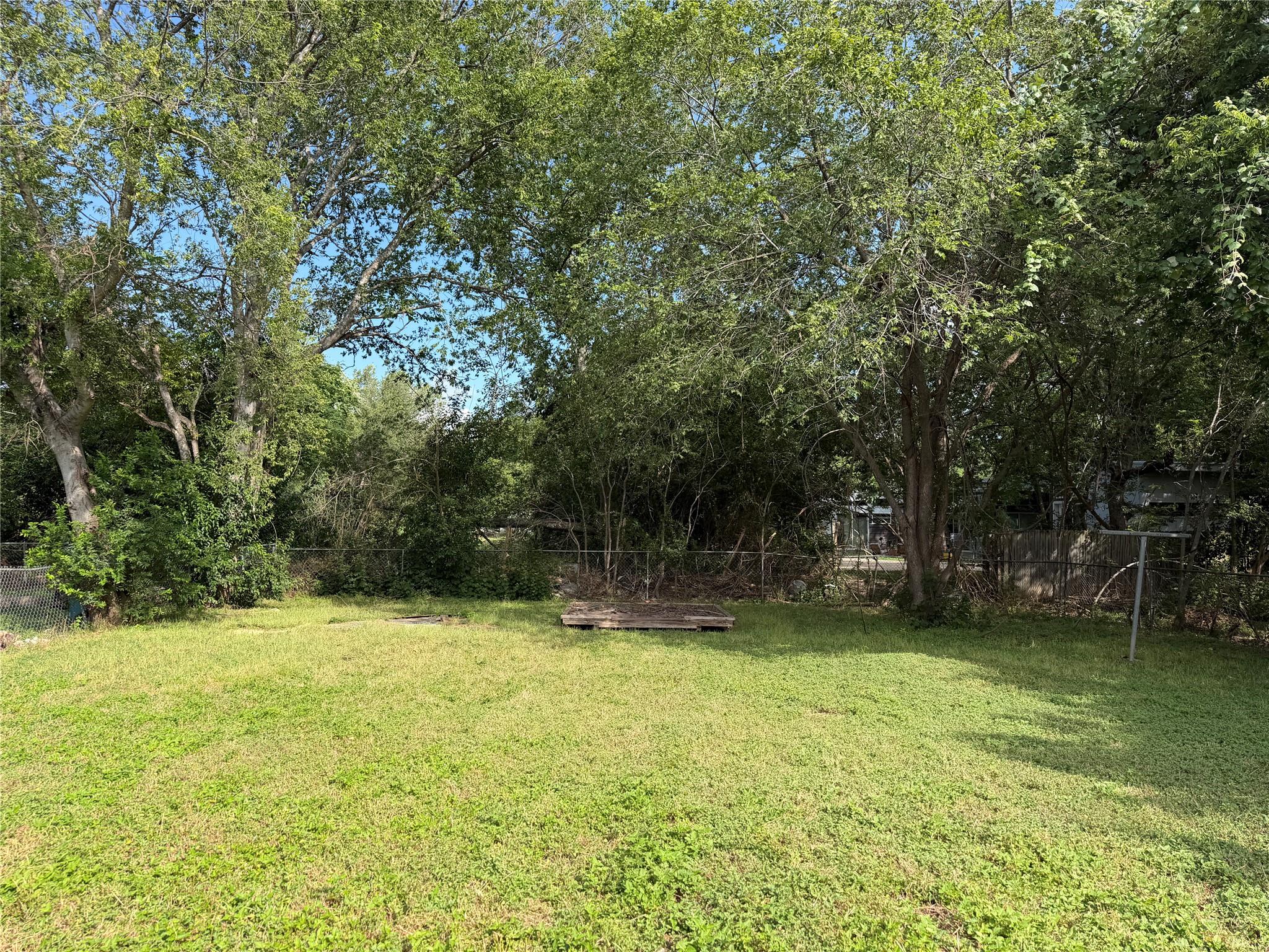 1060 Gardner None Property Photo 7