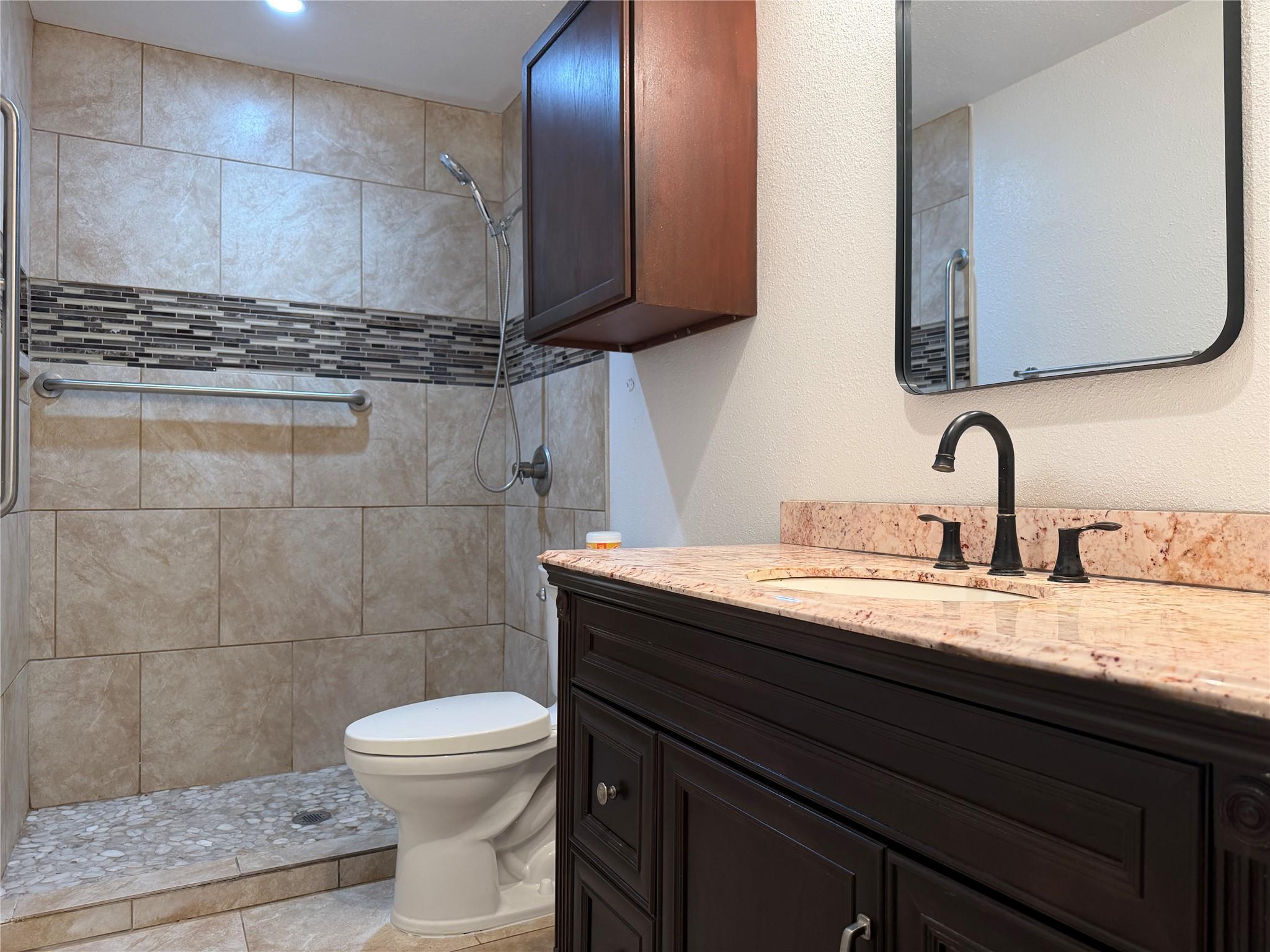 1060 Gardner None Property Photo 19