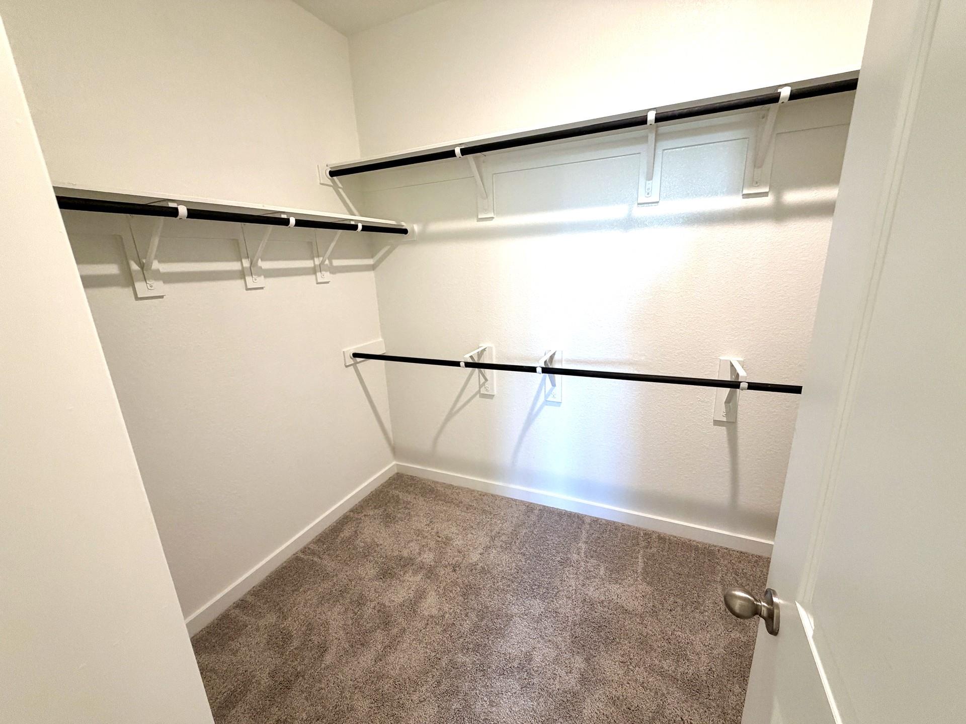 504 Bloomington Loop Property Photo 12