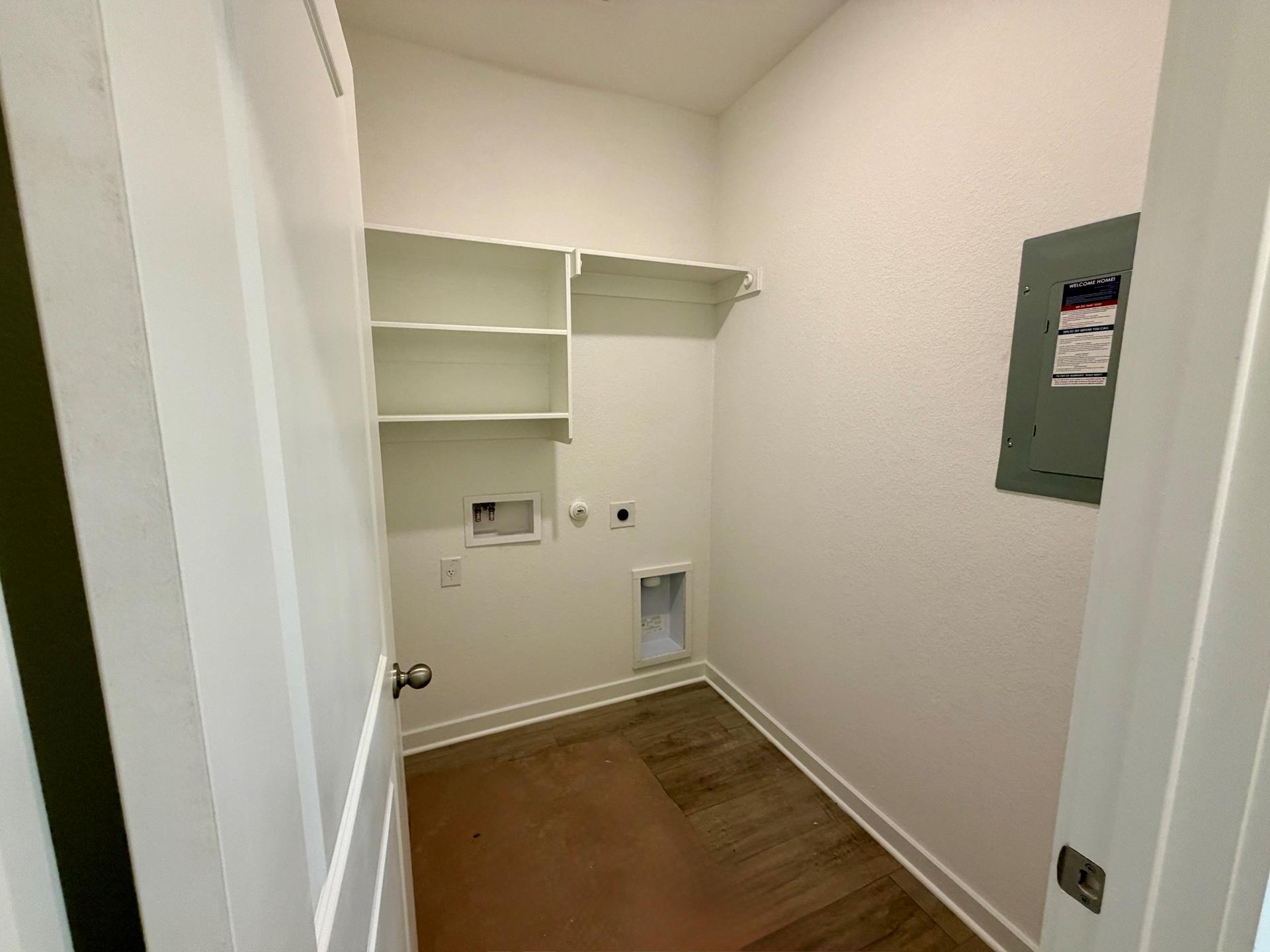 504 Bloomington Loop Property Photo 21