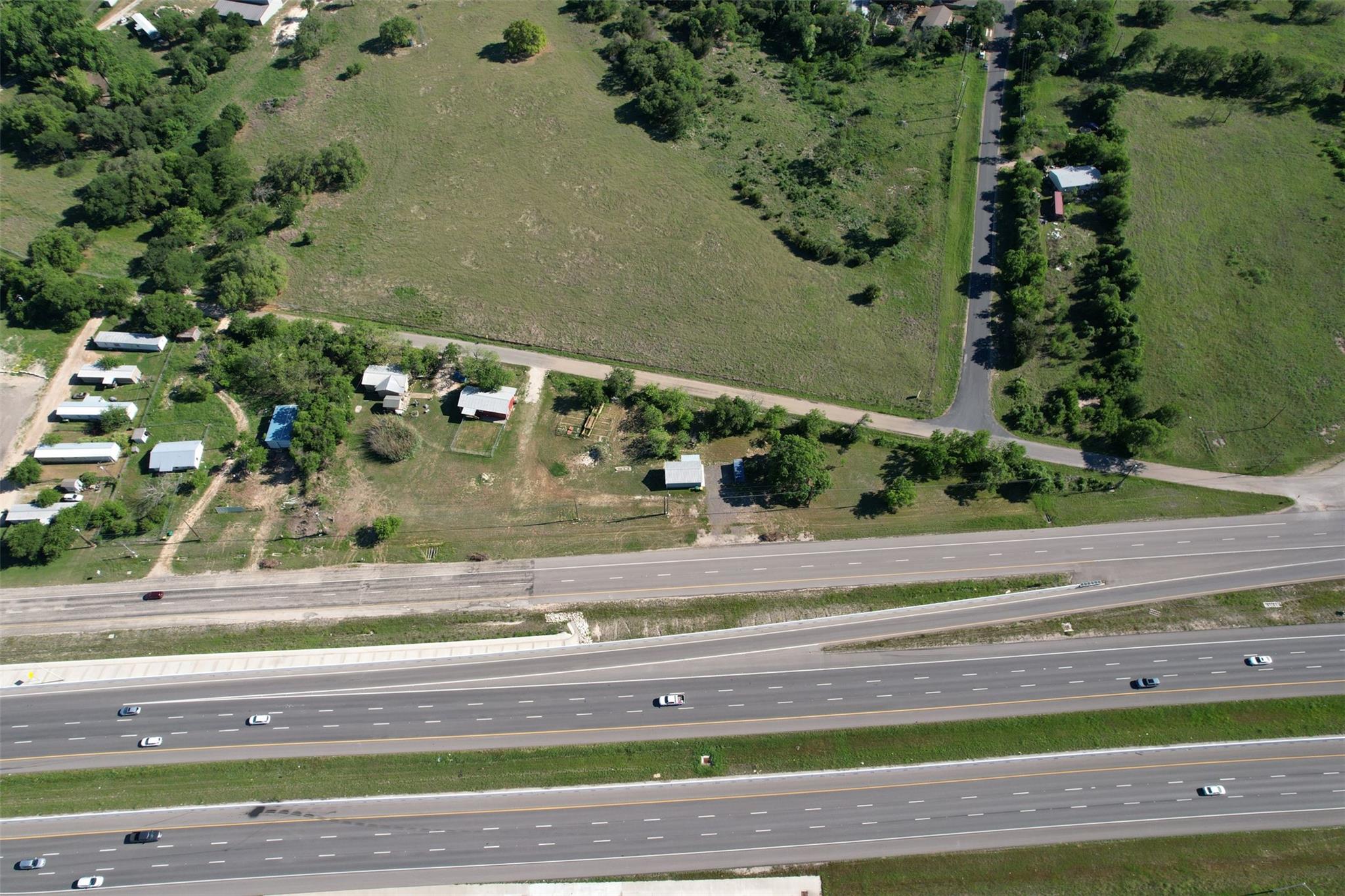 6121 W Us Highway 190 Hwy Property Photo 6