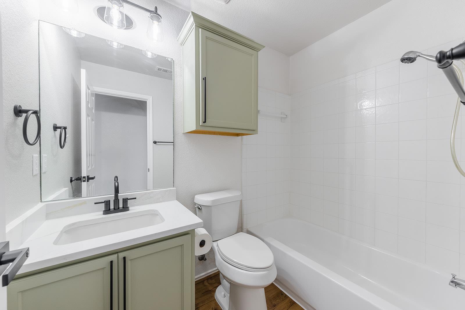 1733 Thompson Trl Property Photo 21