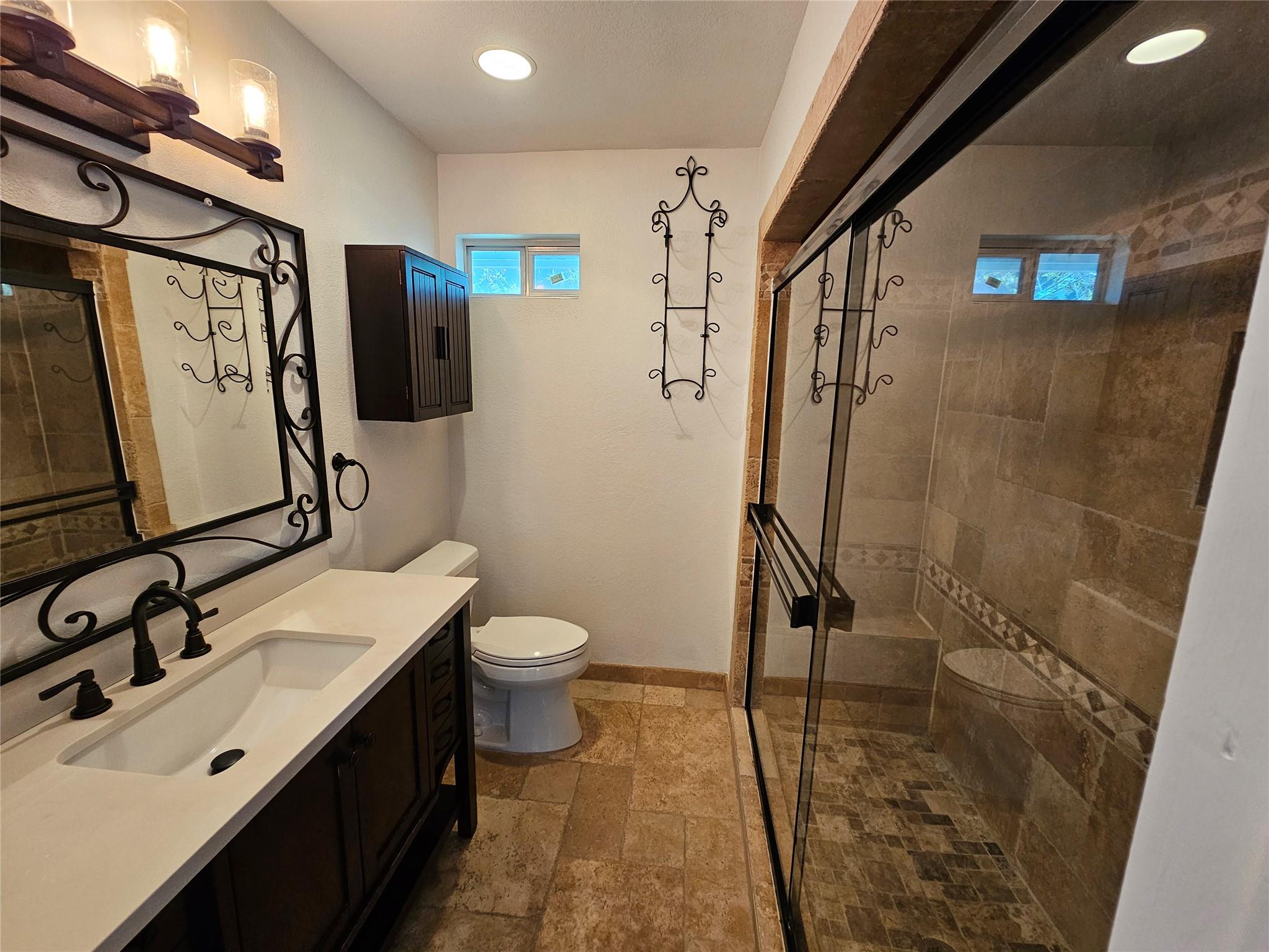2407 Meadow Brook Dr Property Photo 5