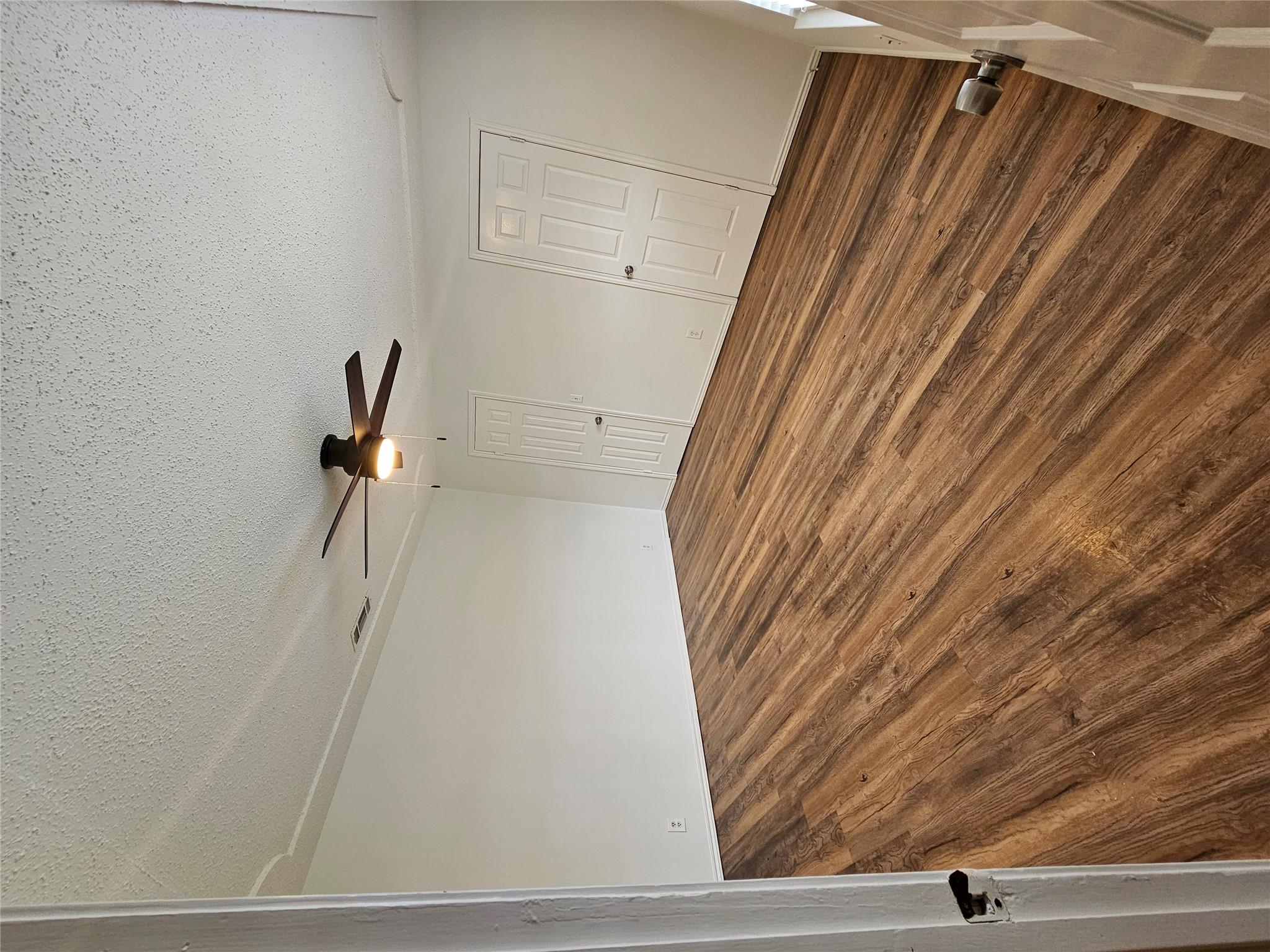 2407 Meadow Brook Dr Property Photo 12