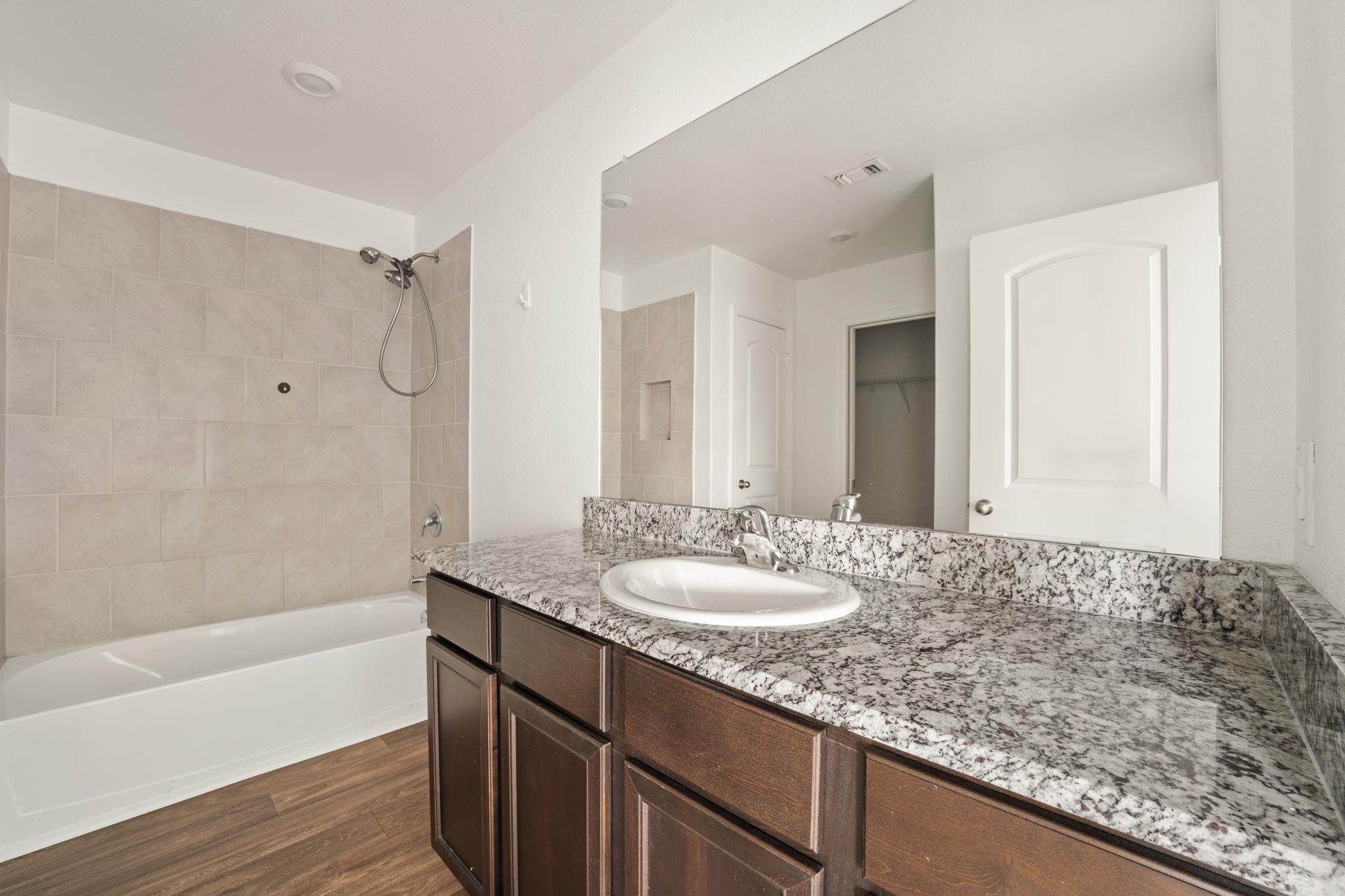 108 Maywood Ln Property Photo 16