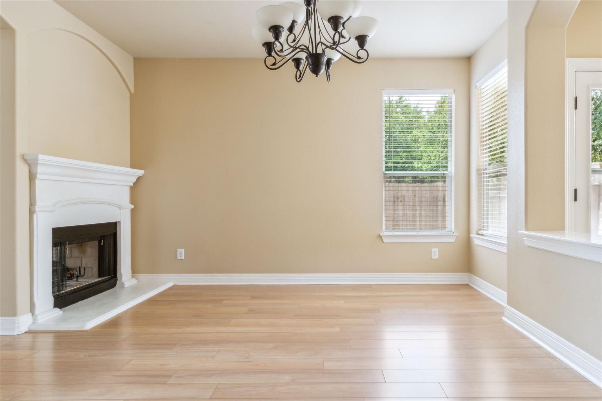 15528 Interlachen Dr Property Photo 20