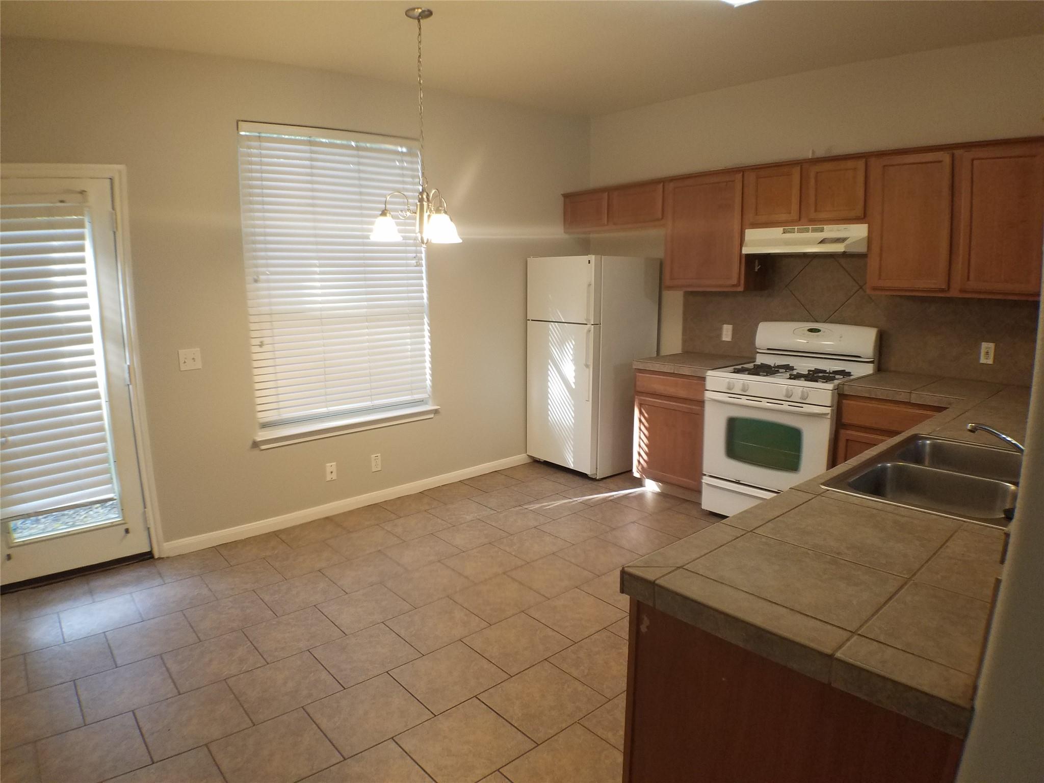 2502 Allred Dr #a Property Photo 11