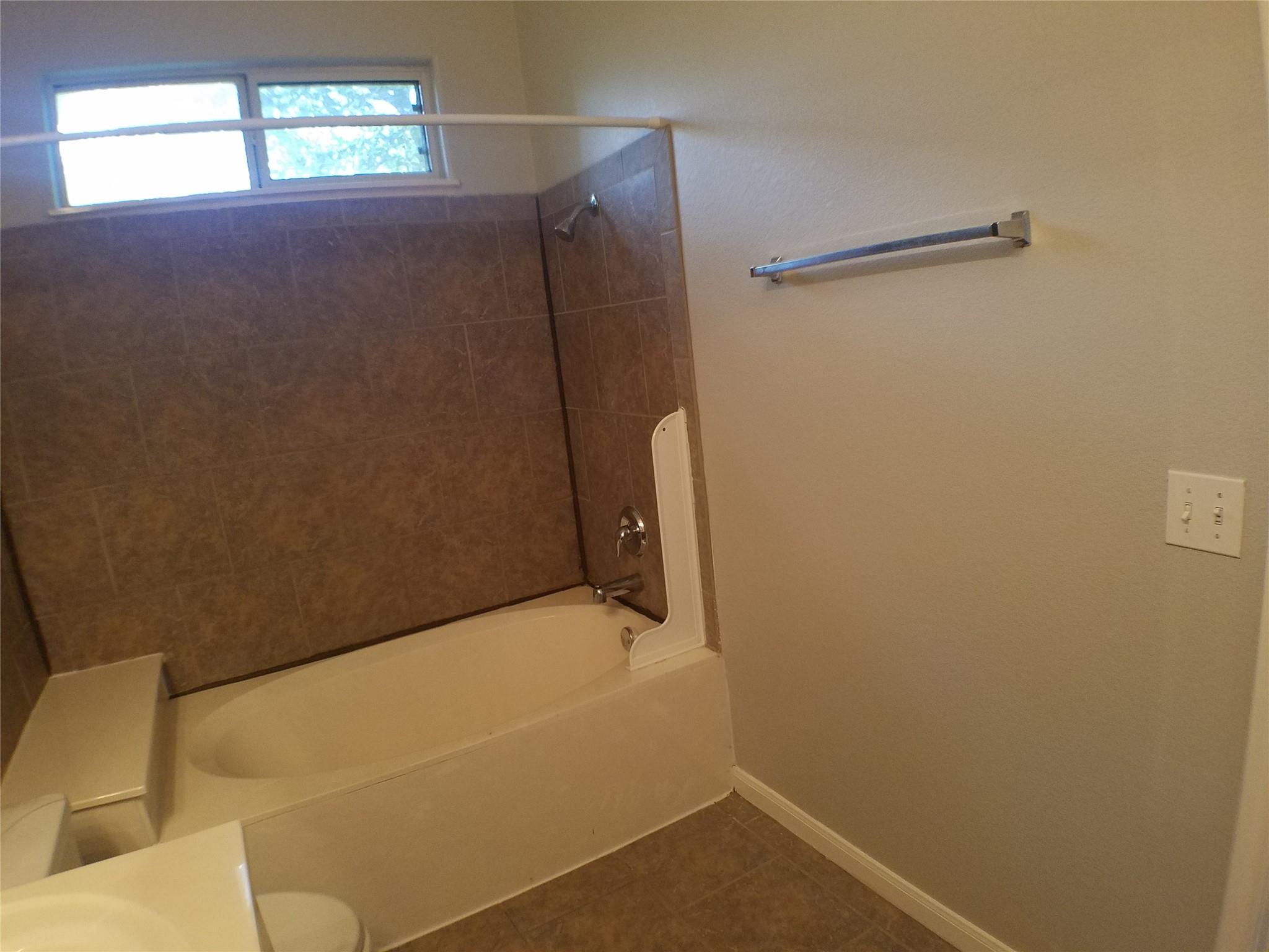 2502 Allred Dr #a Property Photo 22