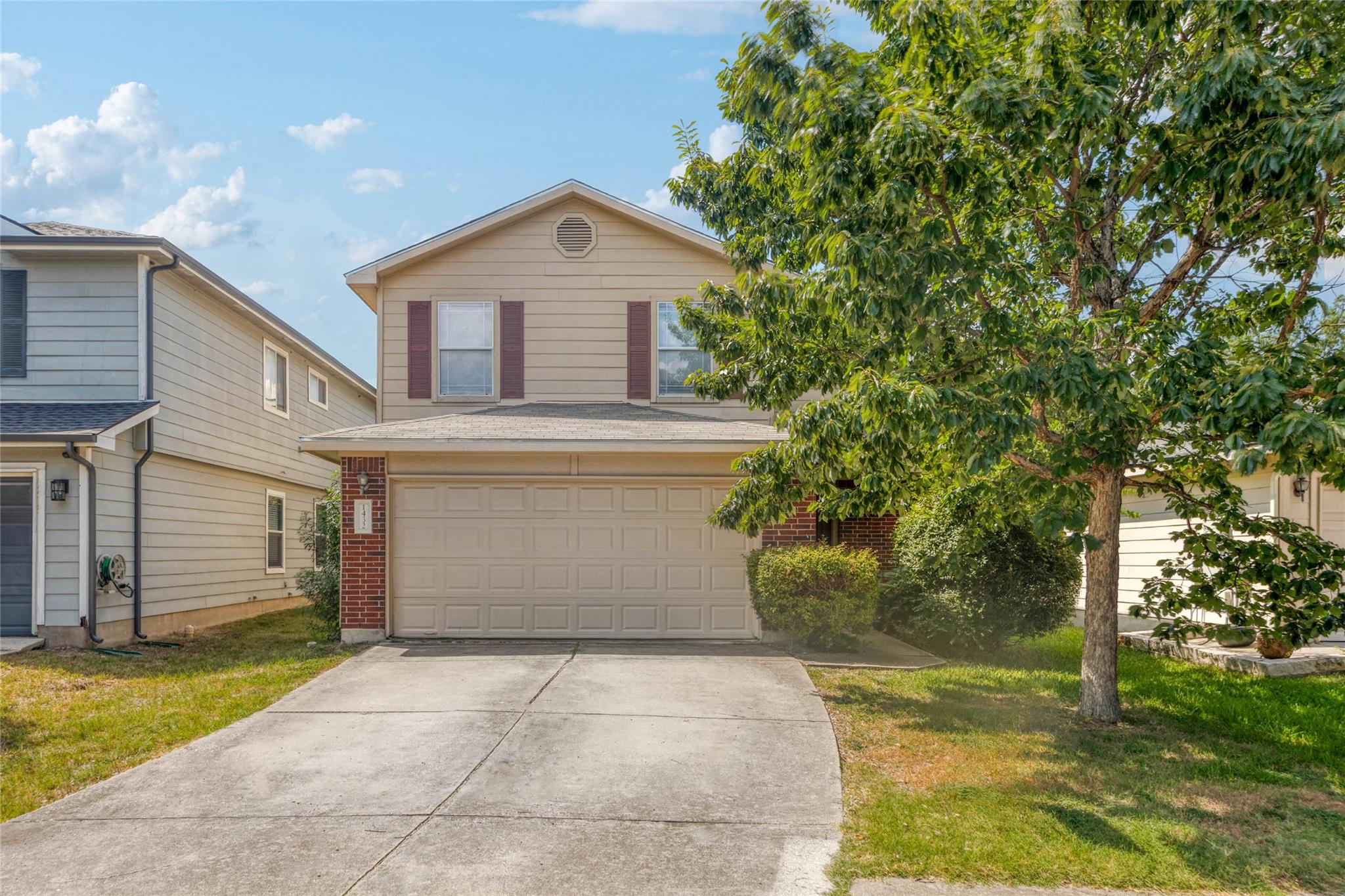 1432 Anise Dr Property Photo 2