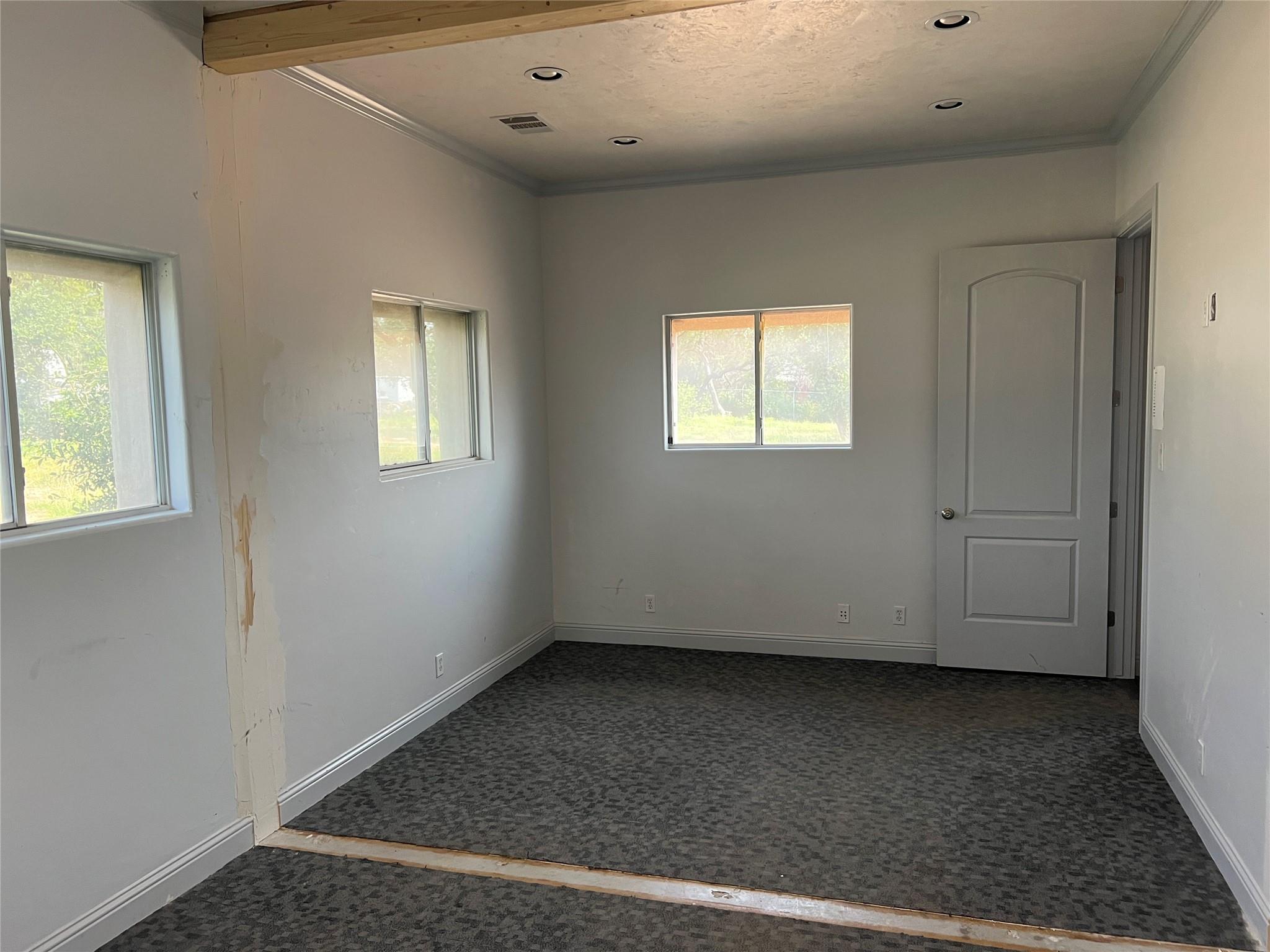 15402 Dexler Dr Property Photo 10