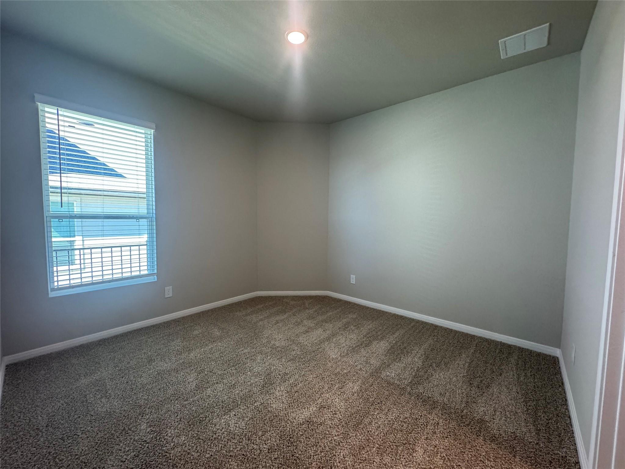 830 Staglin St #b Property Photo 13