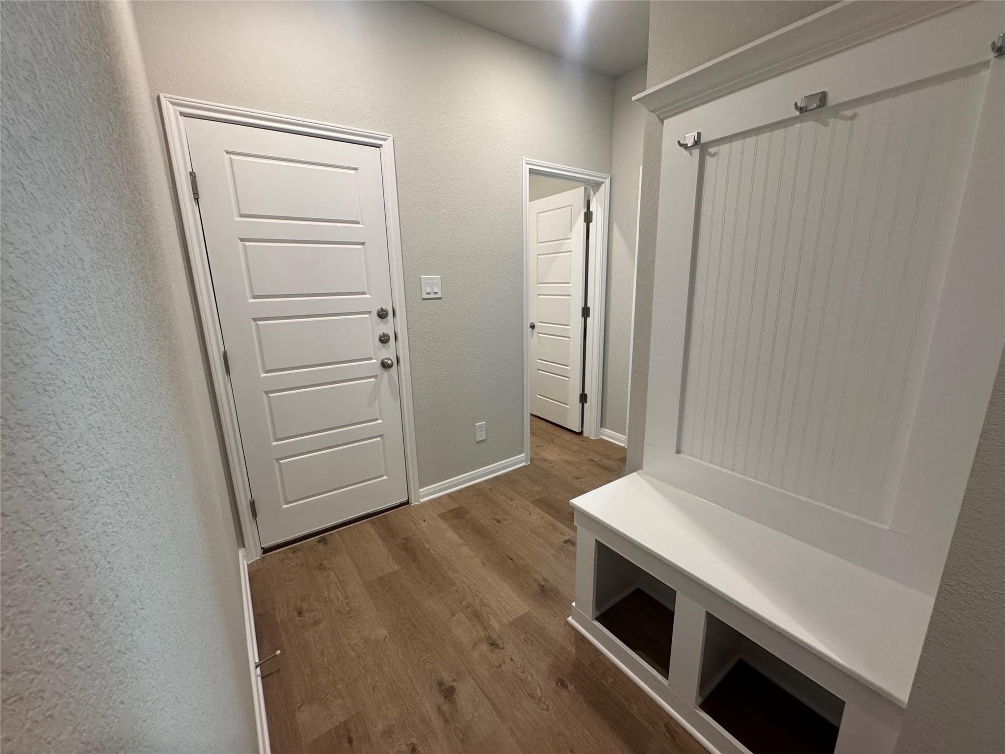 830 Staglin St #b Property Photo 18