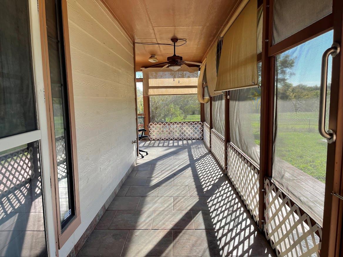 5001 Blue Bluff Rd Property Photo 3